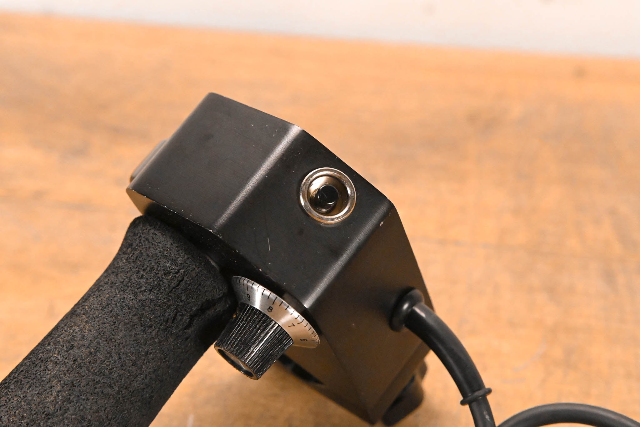 VariZoom VZ-PRO-F 8-pin Fujinon Zoom Control