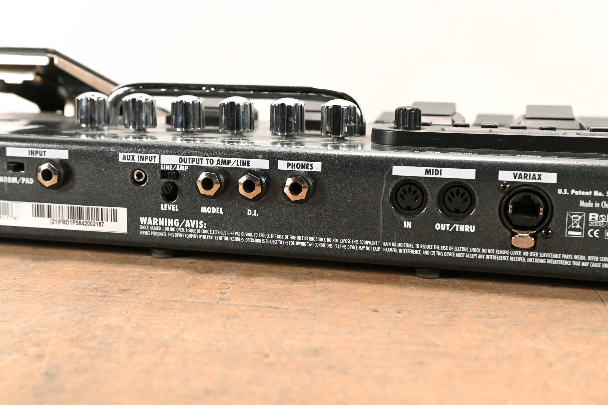 Line 6 Bass POD XT Live Multi-Effects Pedalboard (NO POWER SUPPLY)