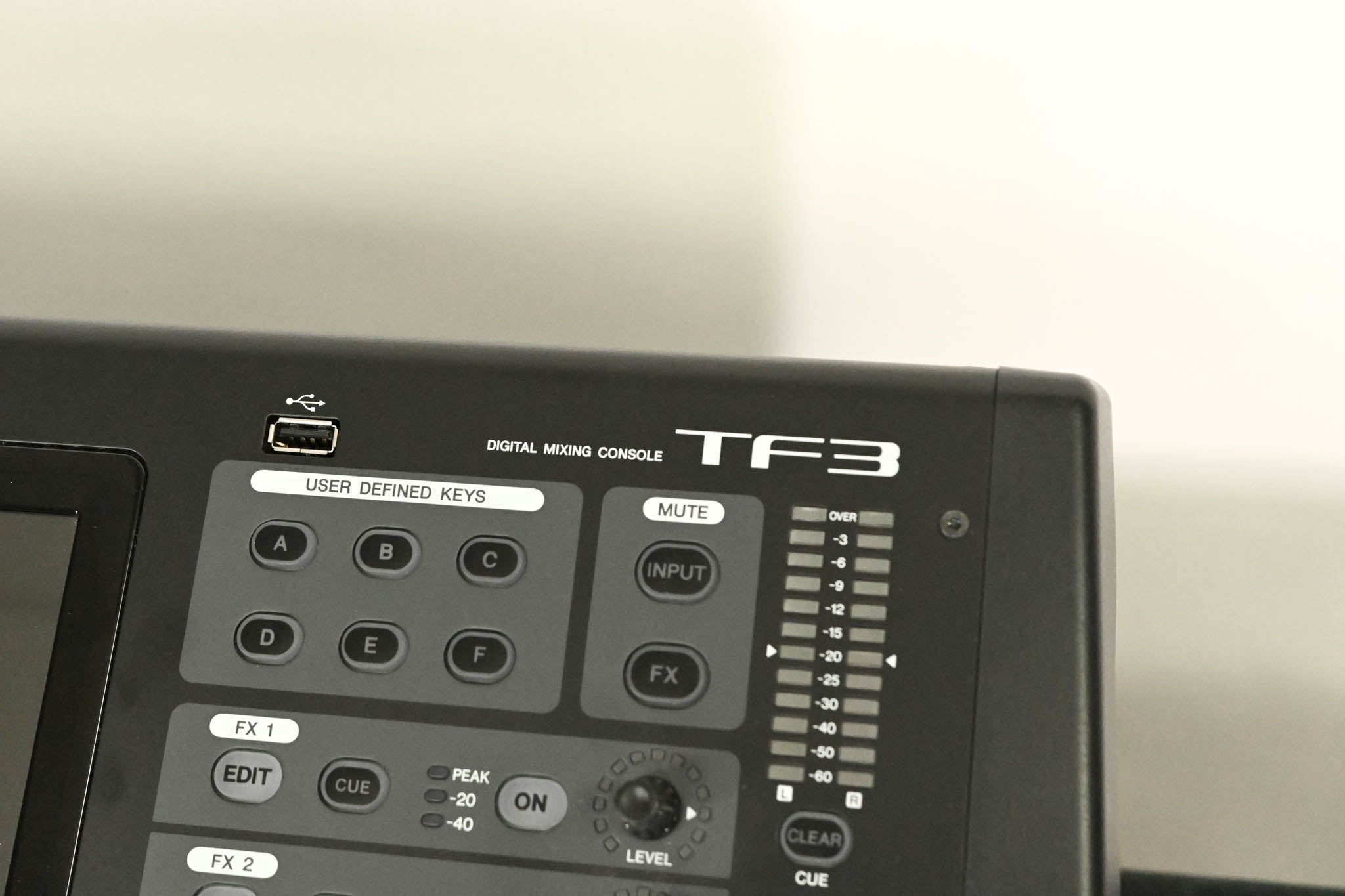Yamaha TF3 24-Channel Digital Audio Mixer