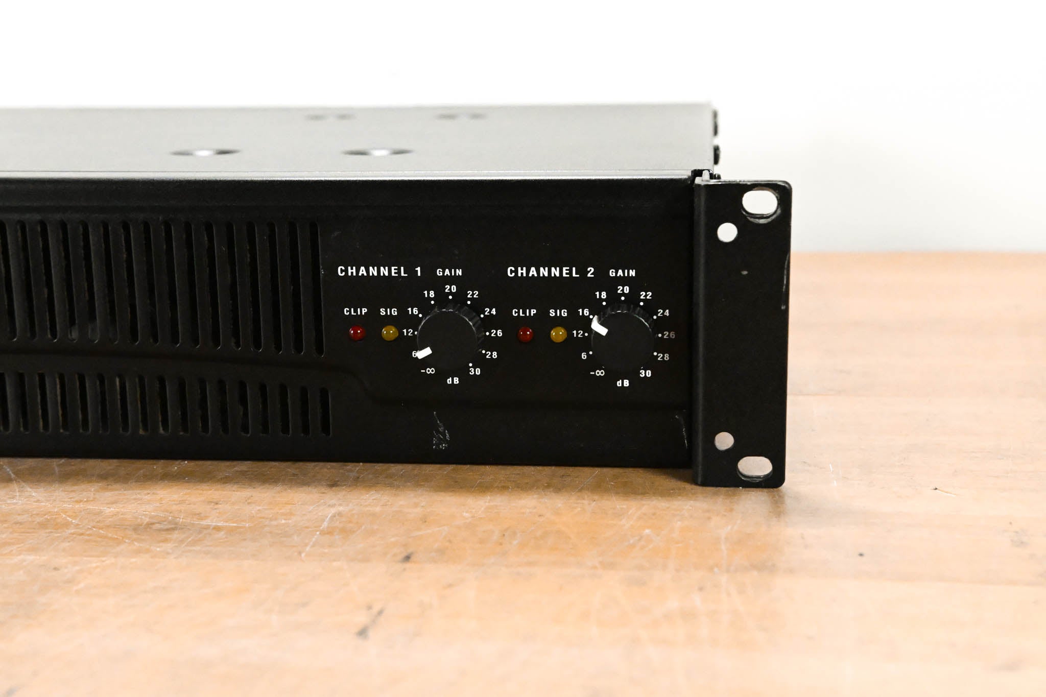 QSC RMX850 2-Channel Power Amplifier