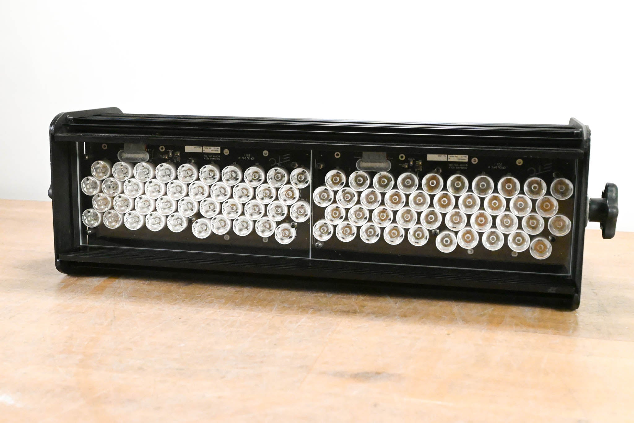 ETC Selador Vivid-R 21" LED Fixture