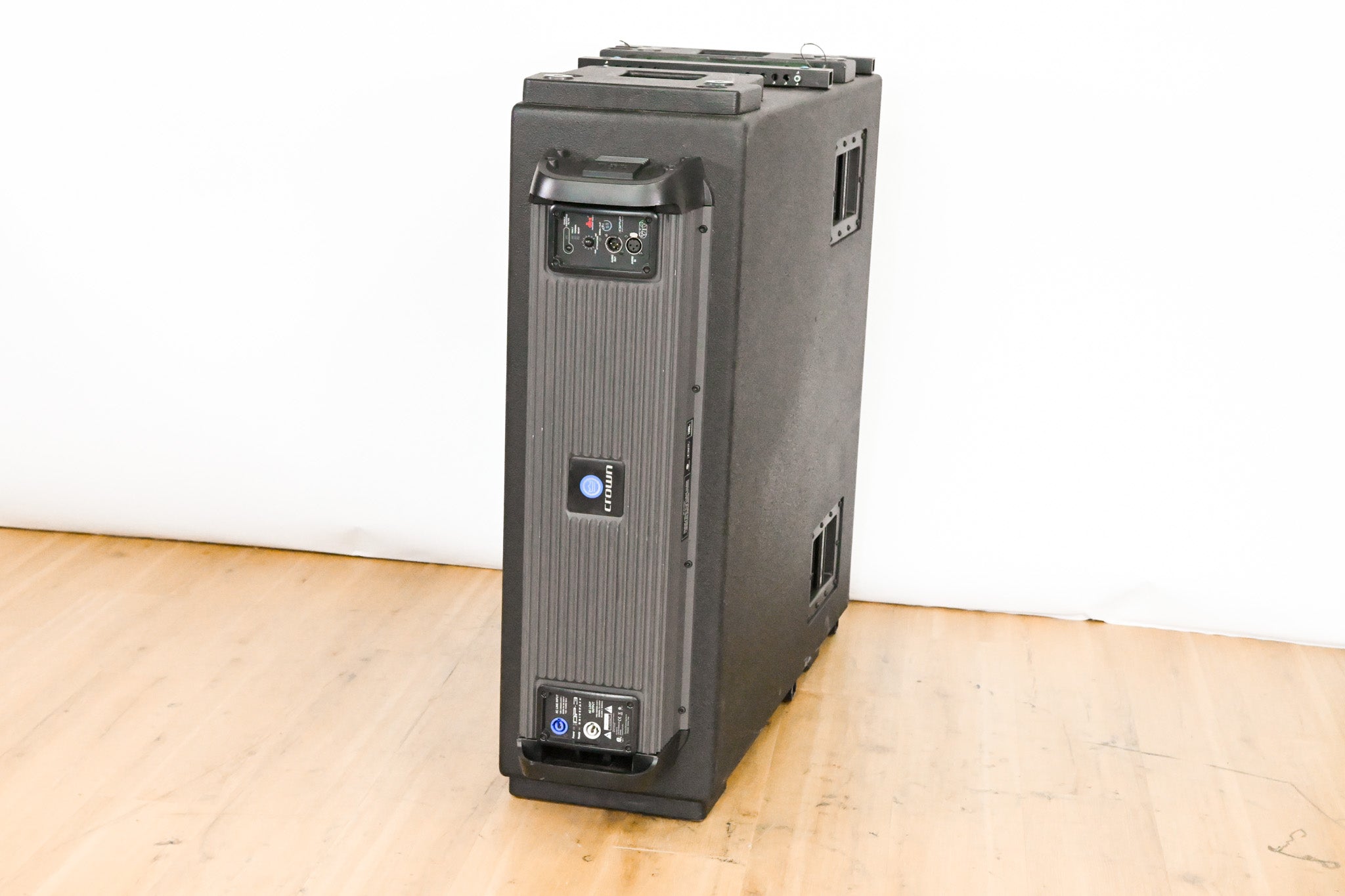 JBL VT4882DP Powered Dual 15" VerTec Line Array Subwoofer