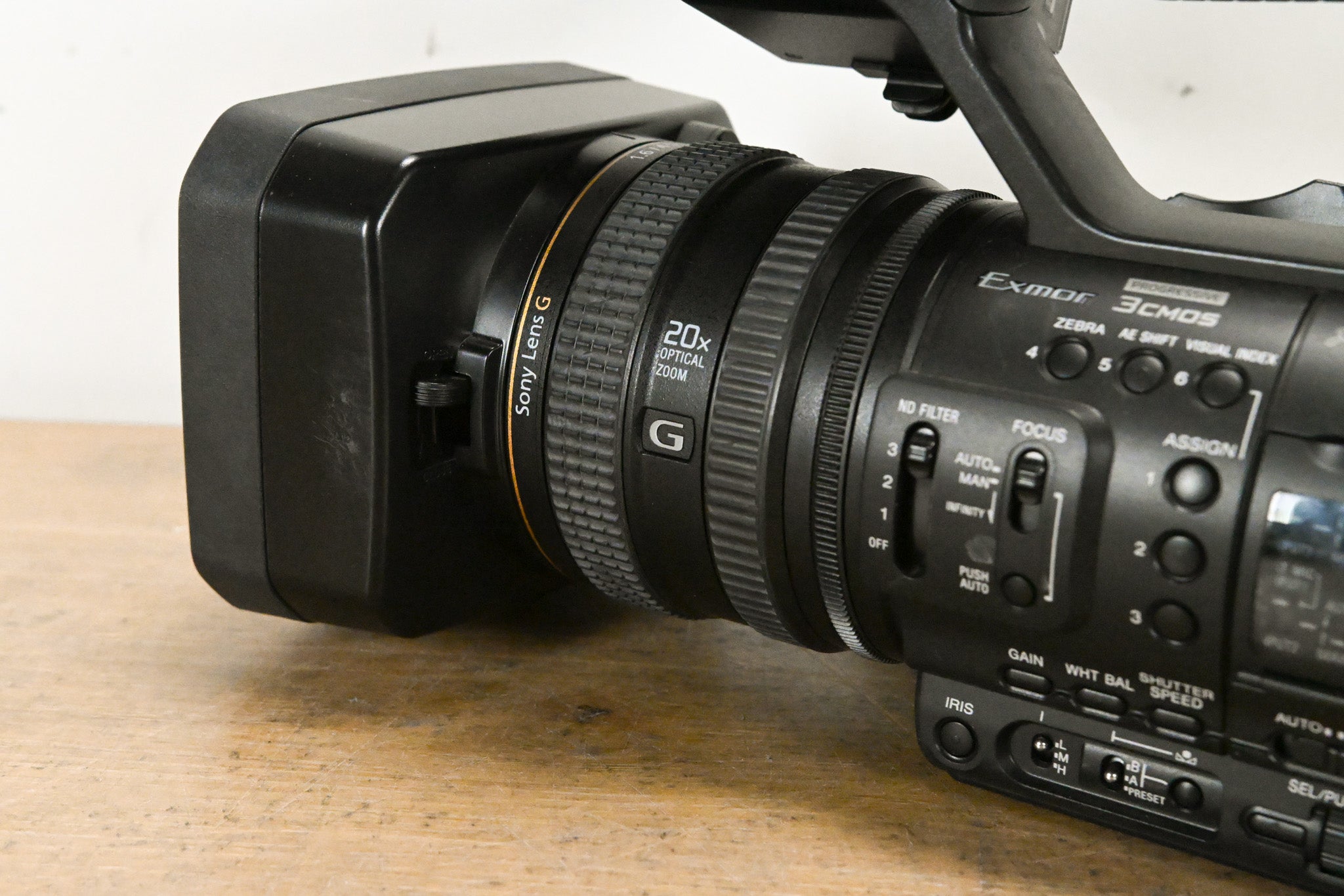 Sony HXR-NX5U NXCAM Professional Camcorder