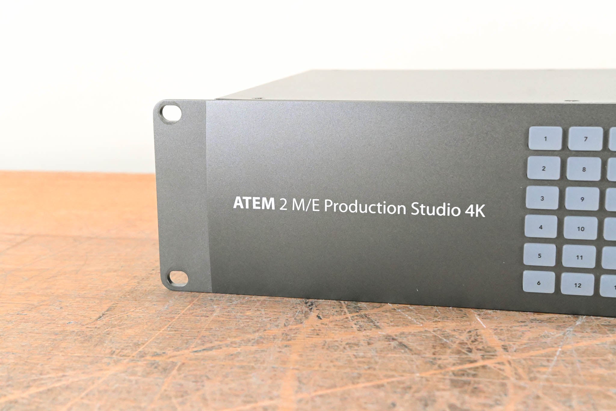 Blackmagic Design ATEM 2 M/E Production Studio 4K