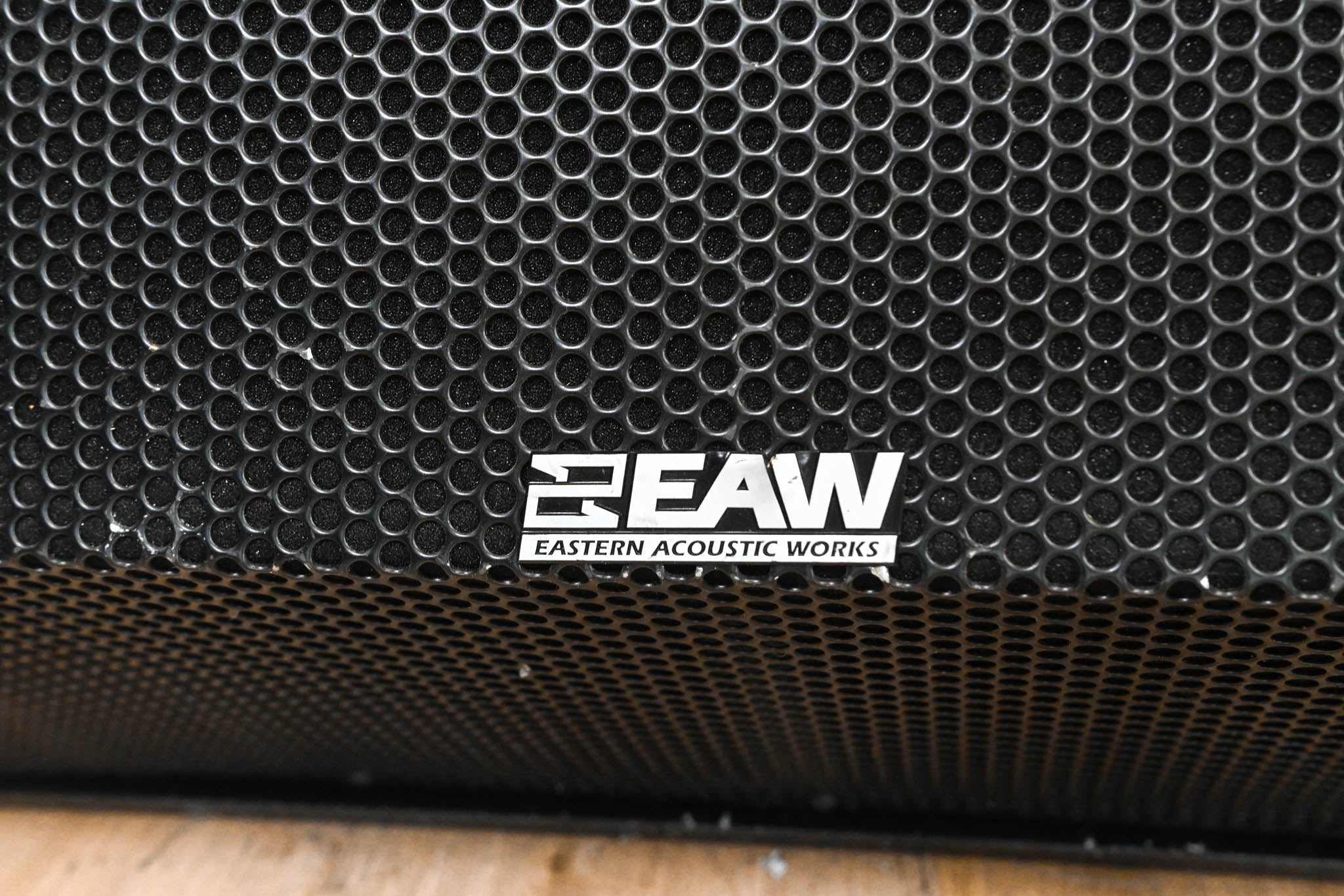 EAW QX564i 3-Way Trapezoidal Loudspeaker 60° × 45° (PAIR)