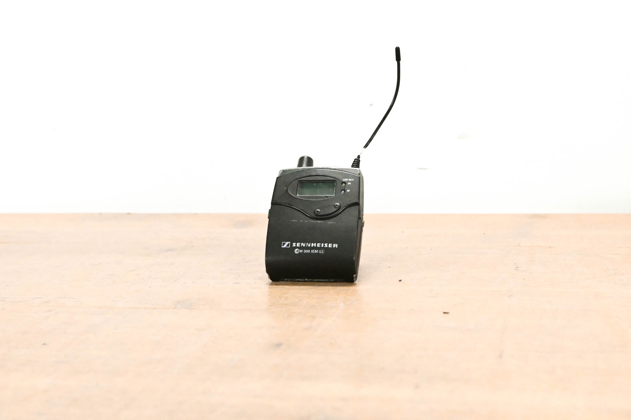Sennheiser EK 300 IEM G3 Wireless Bodypack Receiver G Range: 566-608 MHz