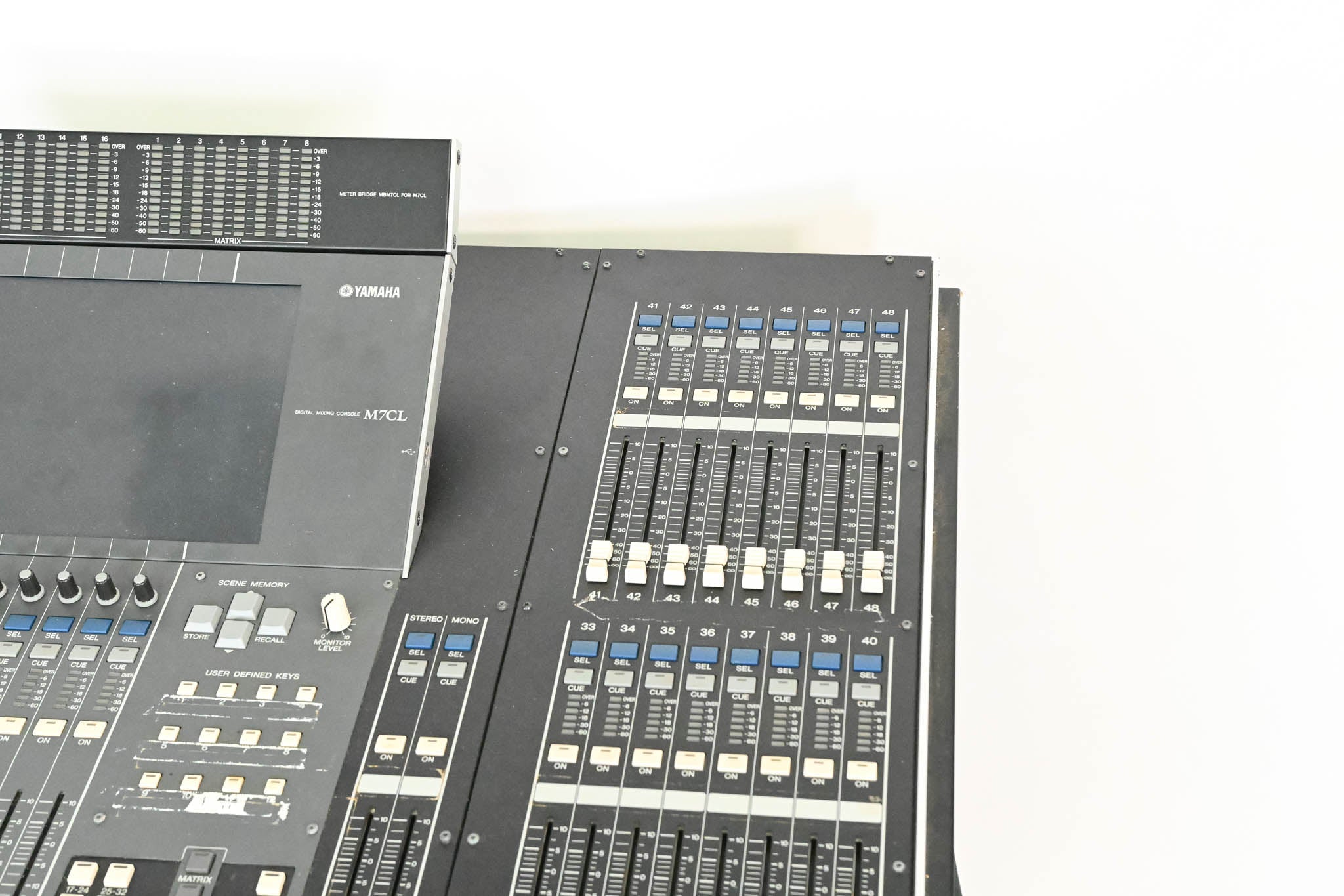 tsuyoshiページ☆オーダー8点 Yamaha M7CL-48 48-Channel Digital Audio Mixing Console