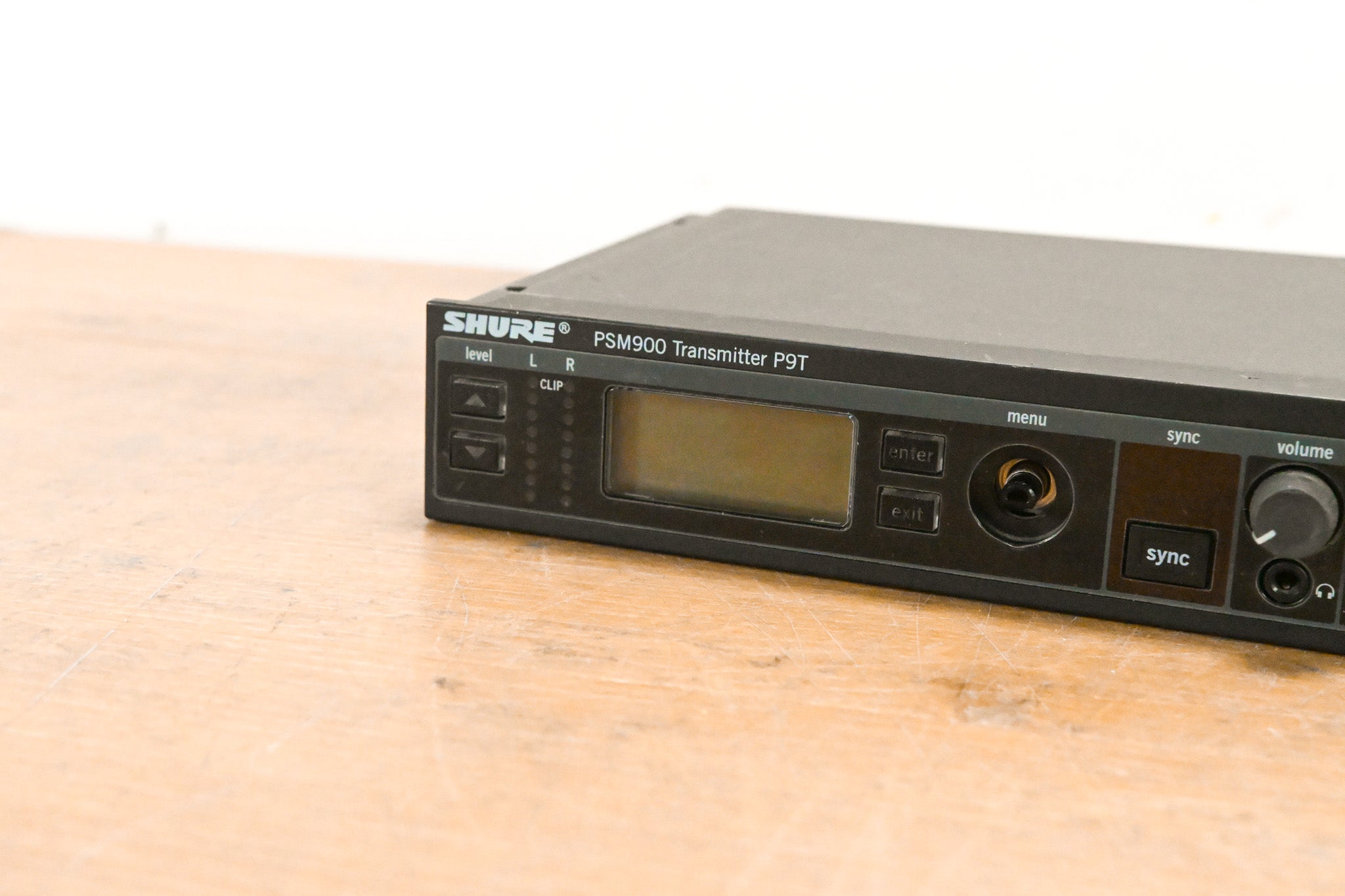 Shure PSM 900 Wireless IEM System L6 Band: 656-692 MHz (NO POWER SUPPLY)