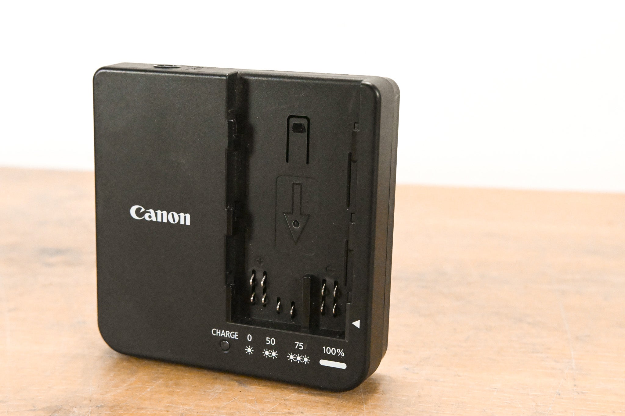 Canon CG-A20 Battery Charger (NO POWER SUPPLY)