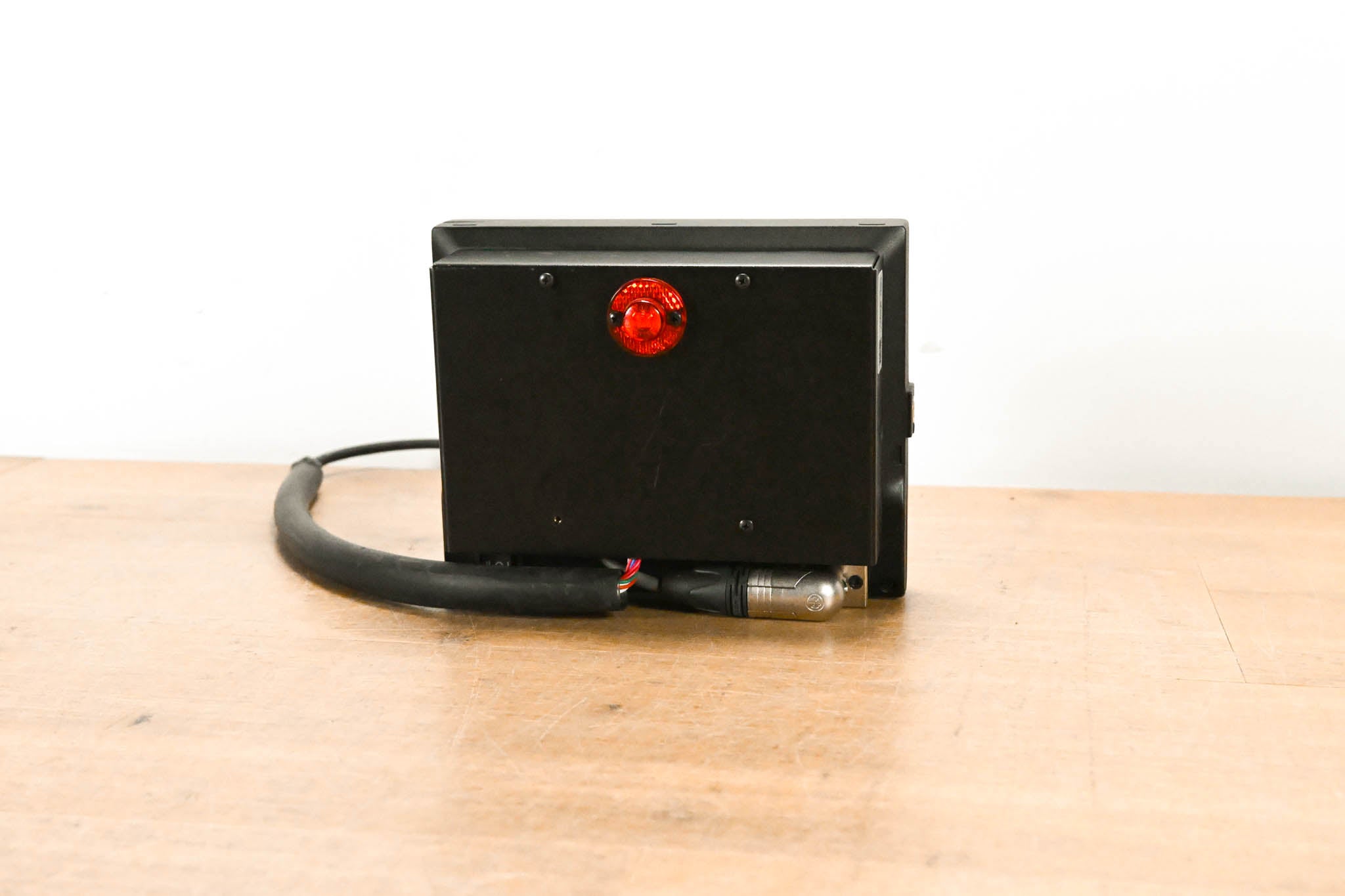 Delvcam DELV-WFORM-7 7" Camera-Top SDI Monitor with Video Waveform