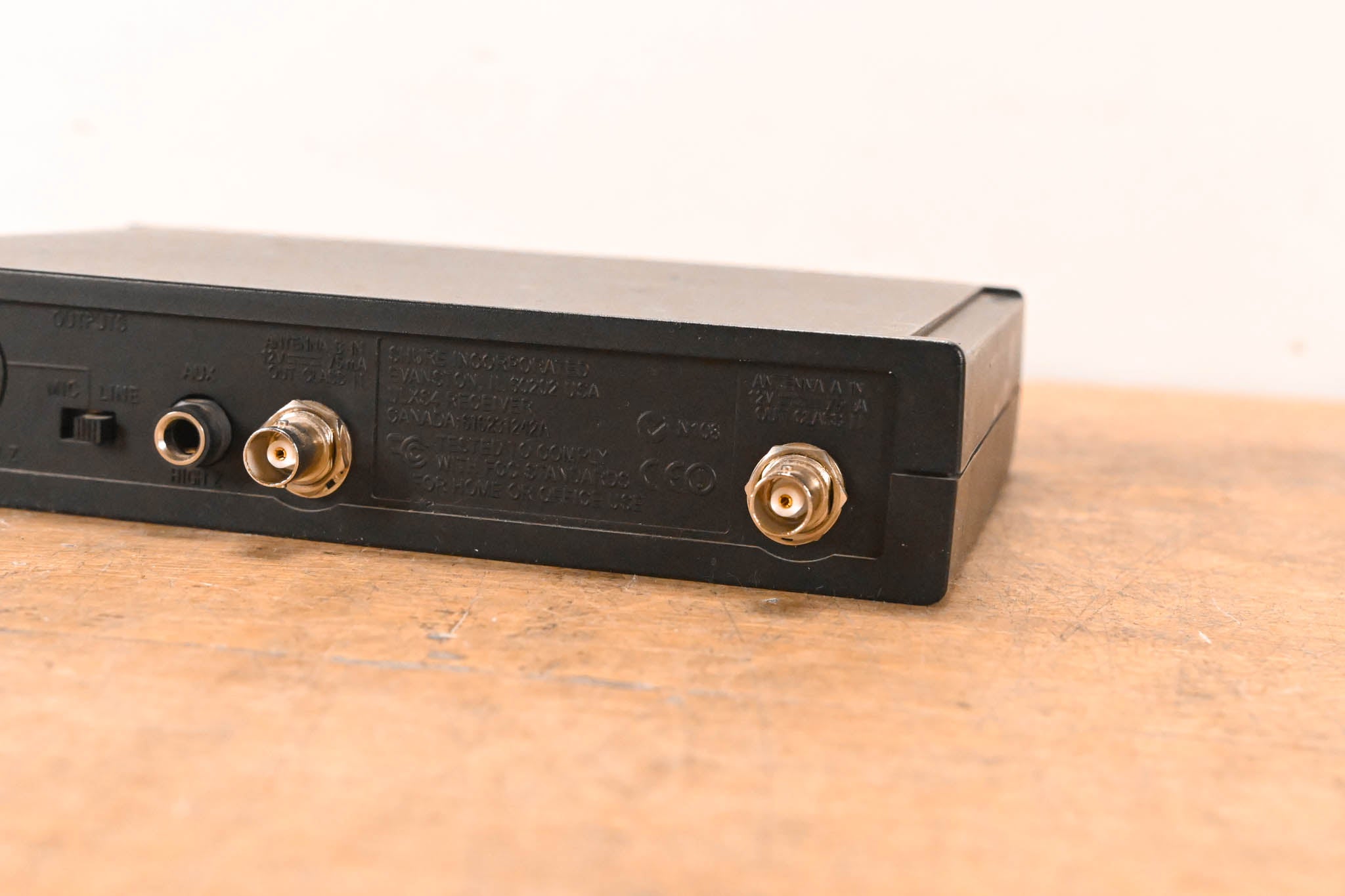 Shure ULXS24/58 Handheld Wireless System - J1 Band (NO POWER SUPPLY)