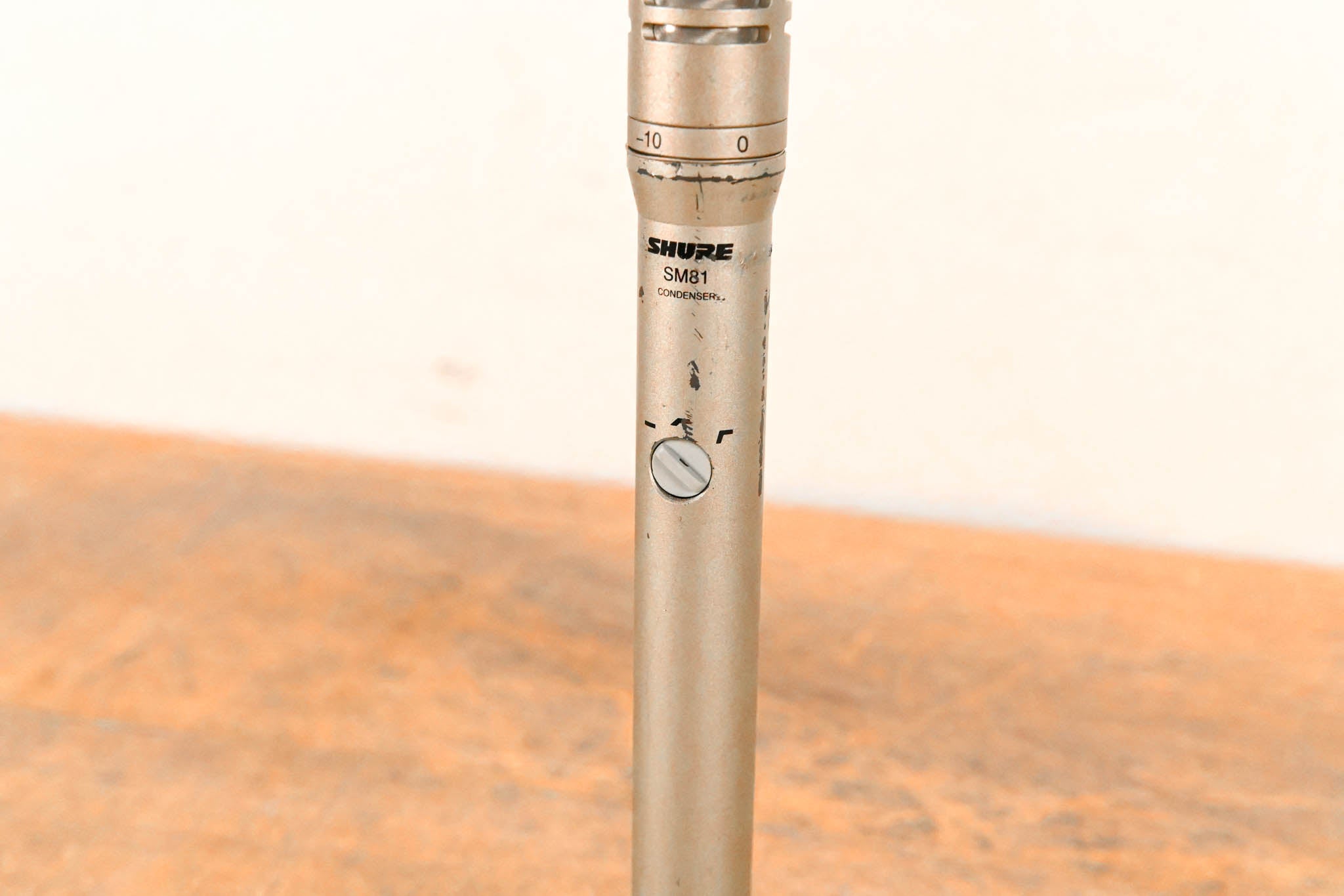 Shure SM81 Cardioid Condenser Microphone