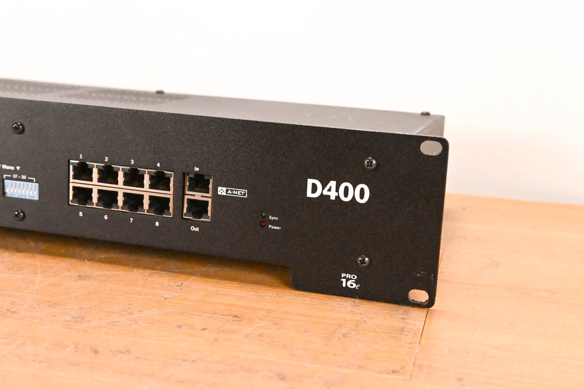 Aviom D400 A-Net Distributor