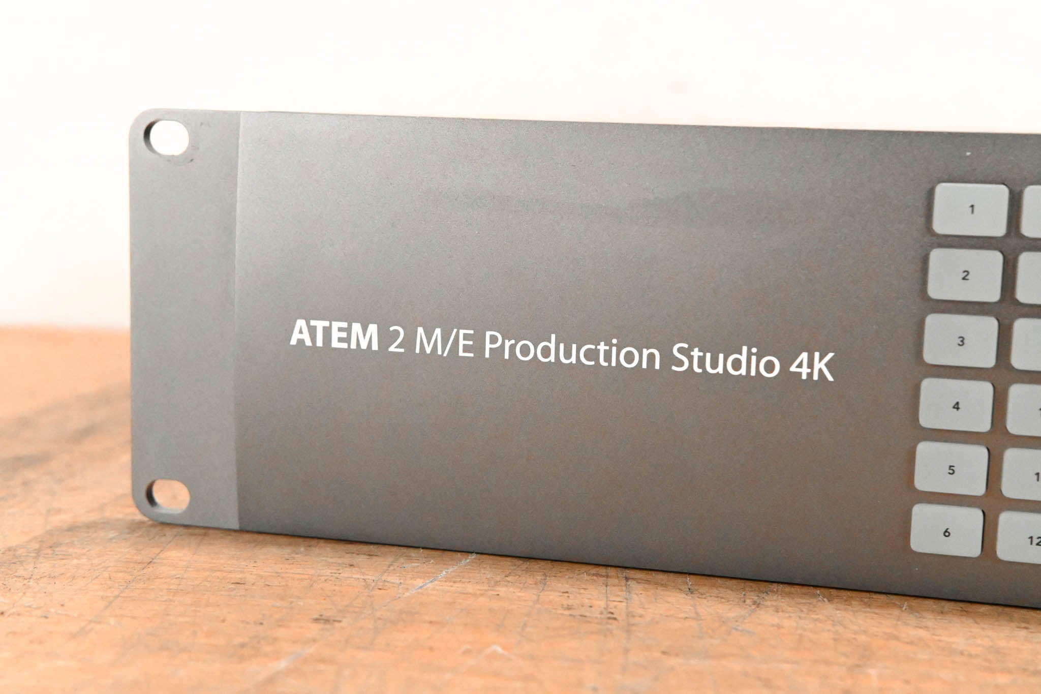 Blackmagic Design ATEM 2 M/E Production Studio 4K