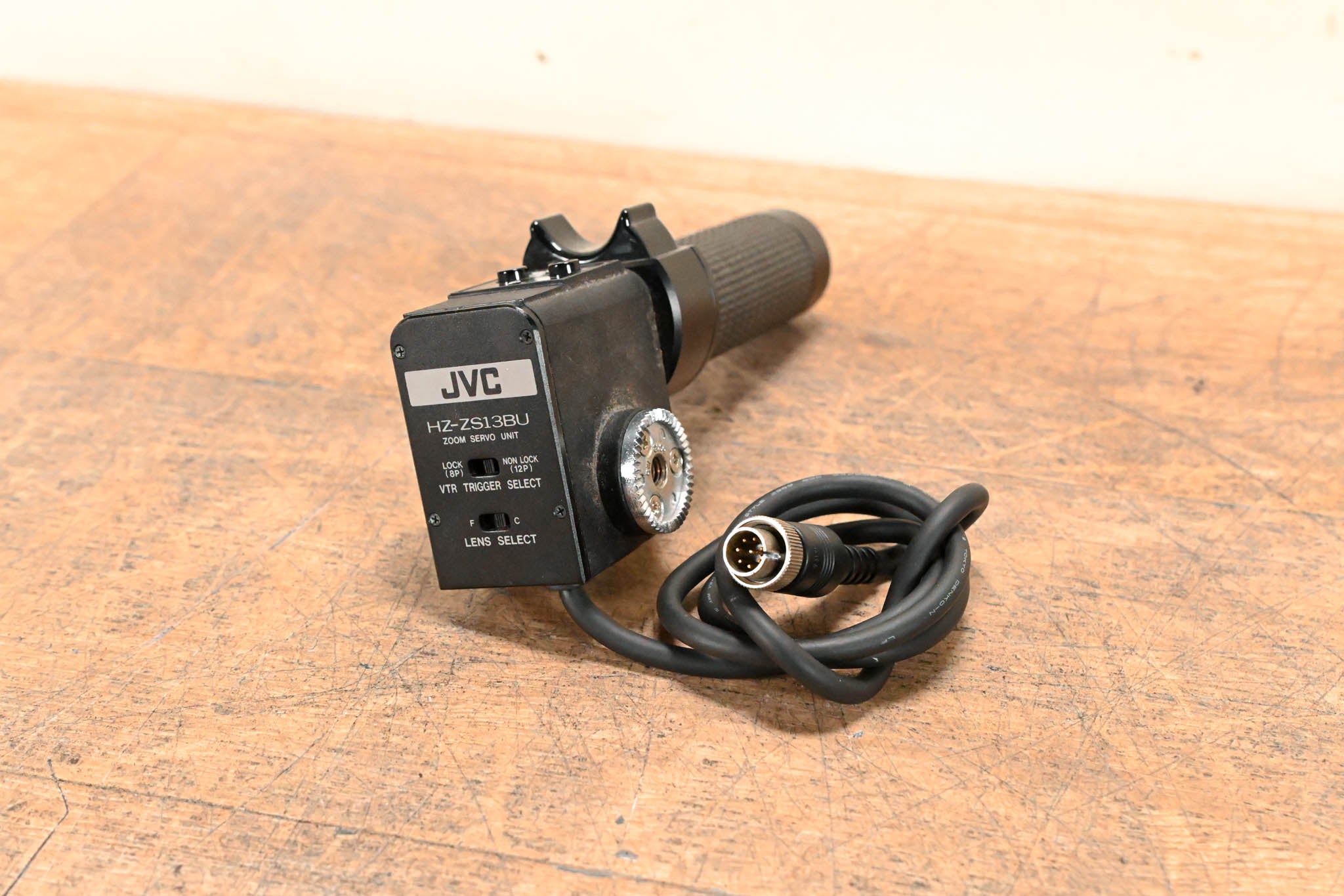JVC HZ-ZS13BU Zoom Servo Lens Control