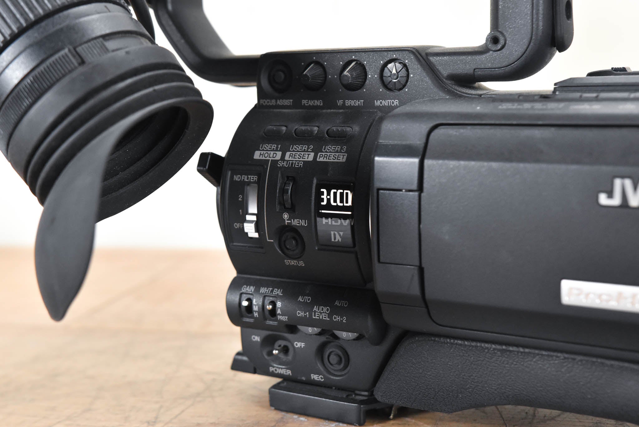 JVC GY-HD110U 1/3" 3-CCD Professional HDV Camcorder