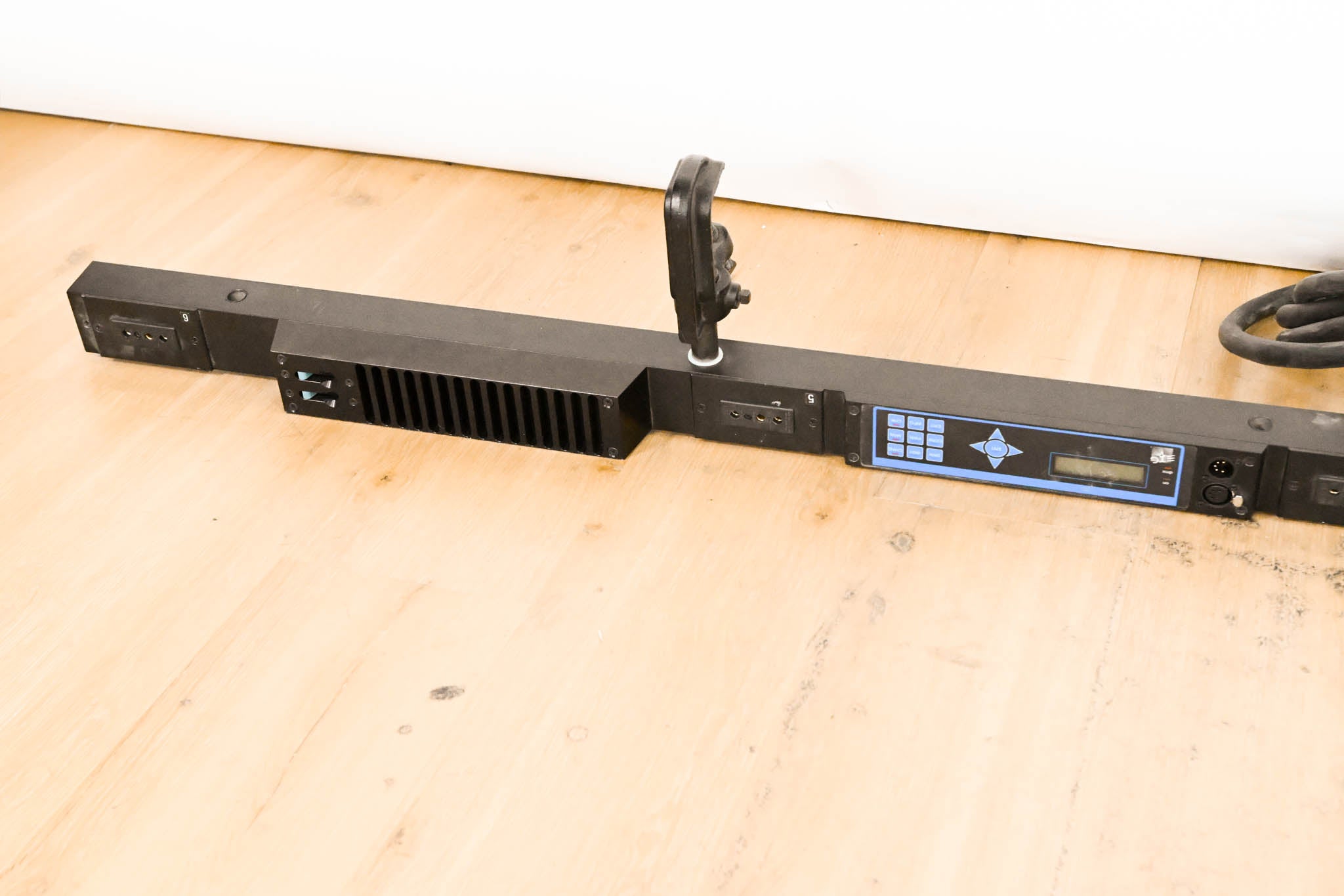 ETC SB6-10M 6 x 10A (1200W) SmartBar with Stage Pin Connectors