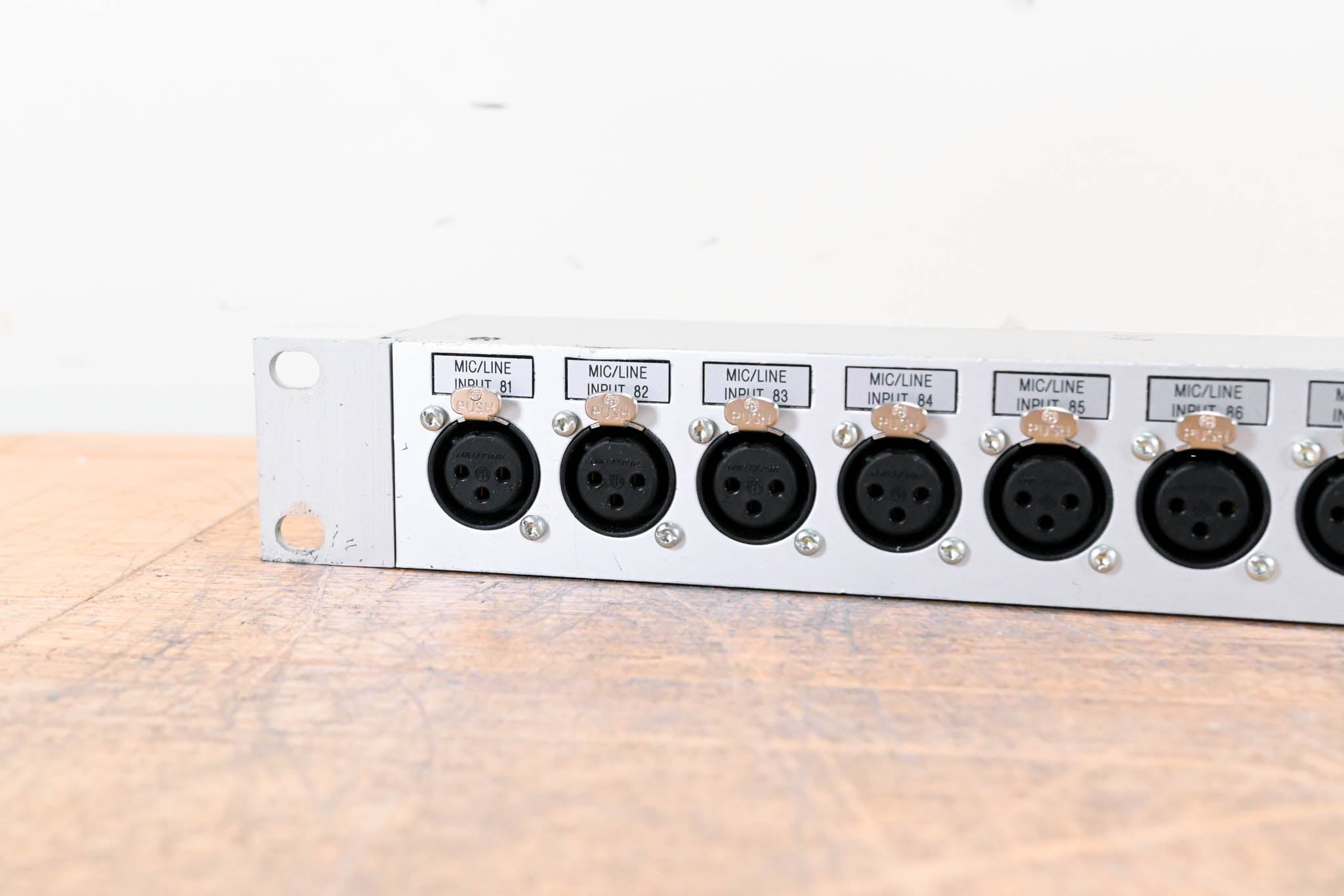 Studer D21m Modular I/O - 16x Mic/Line Inputs to 4x DB25 Connectors