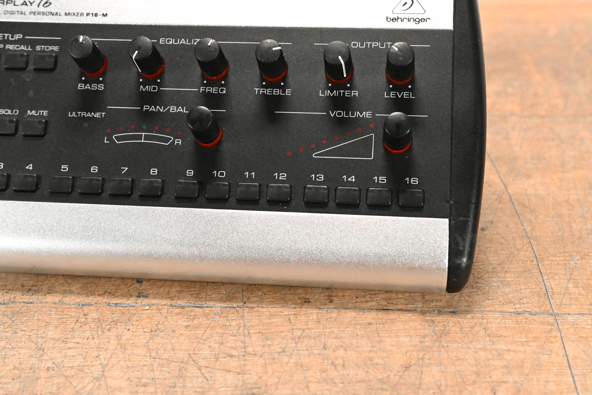 Behringer Powerplay P16-M 16-Channel Digital Personal Mixer