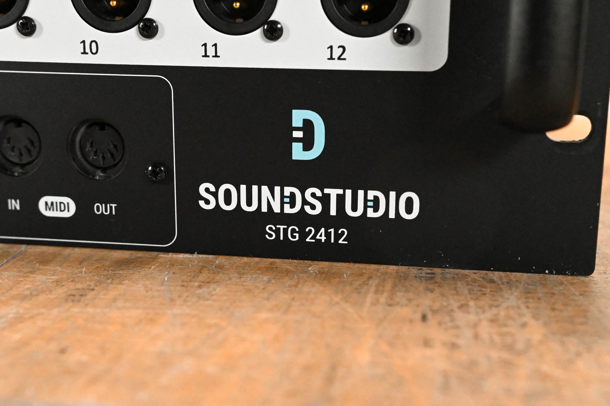 Waves SoundStudio STG-2412 3U 24x12 Stagebox for the eMotion LV1 Mixer