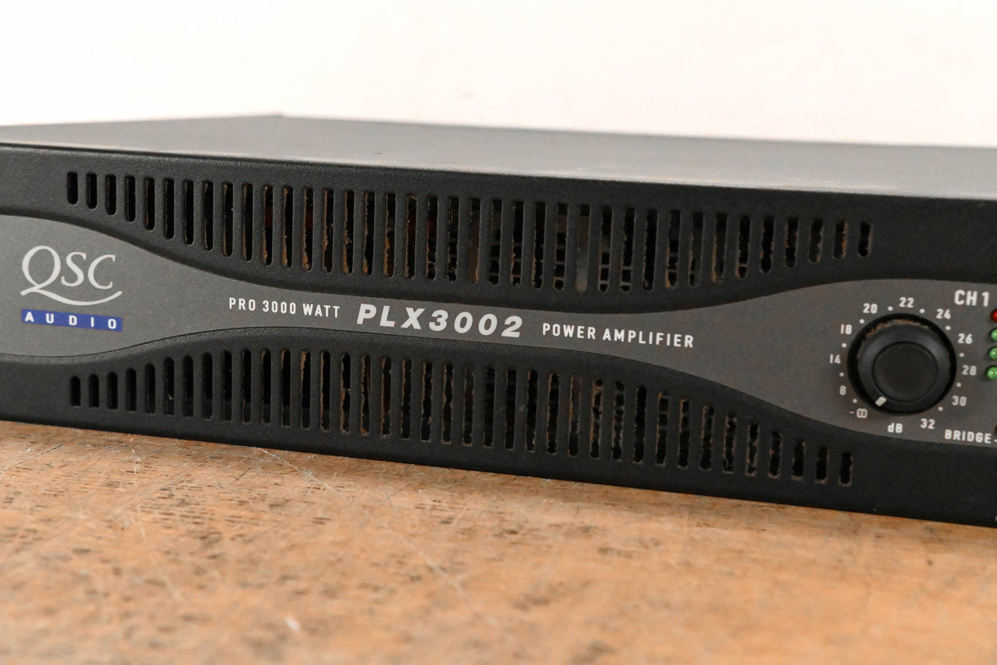 QSC PLX3002 2-Channel Power Amplifier