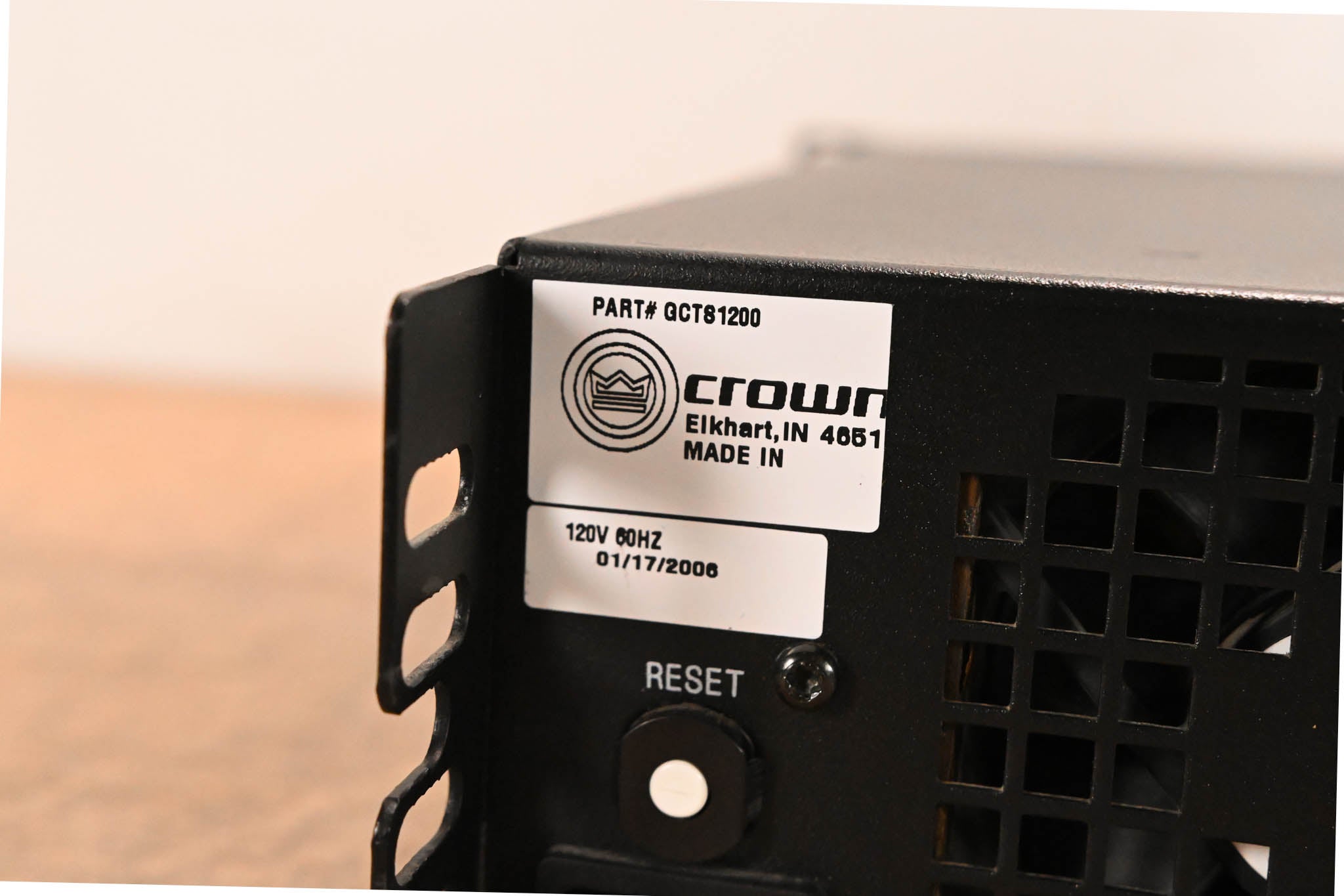Crown CTs 1200 Two-Channel 600W Power Amplifier