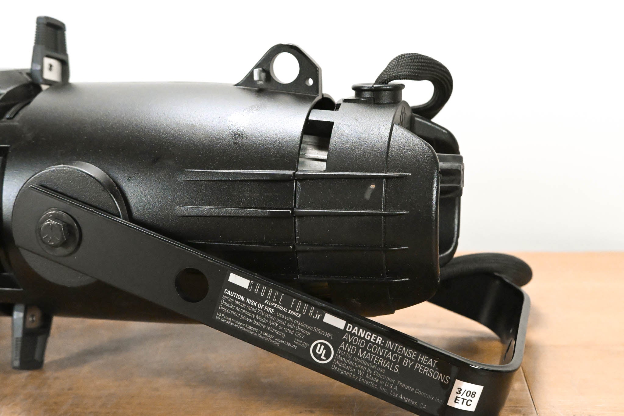 ETC Source Four Jr 26 Degree 575 Ellipsoidal Light