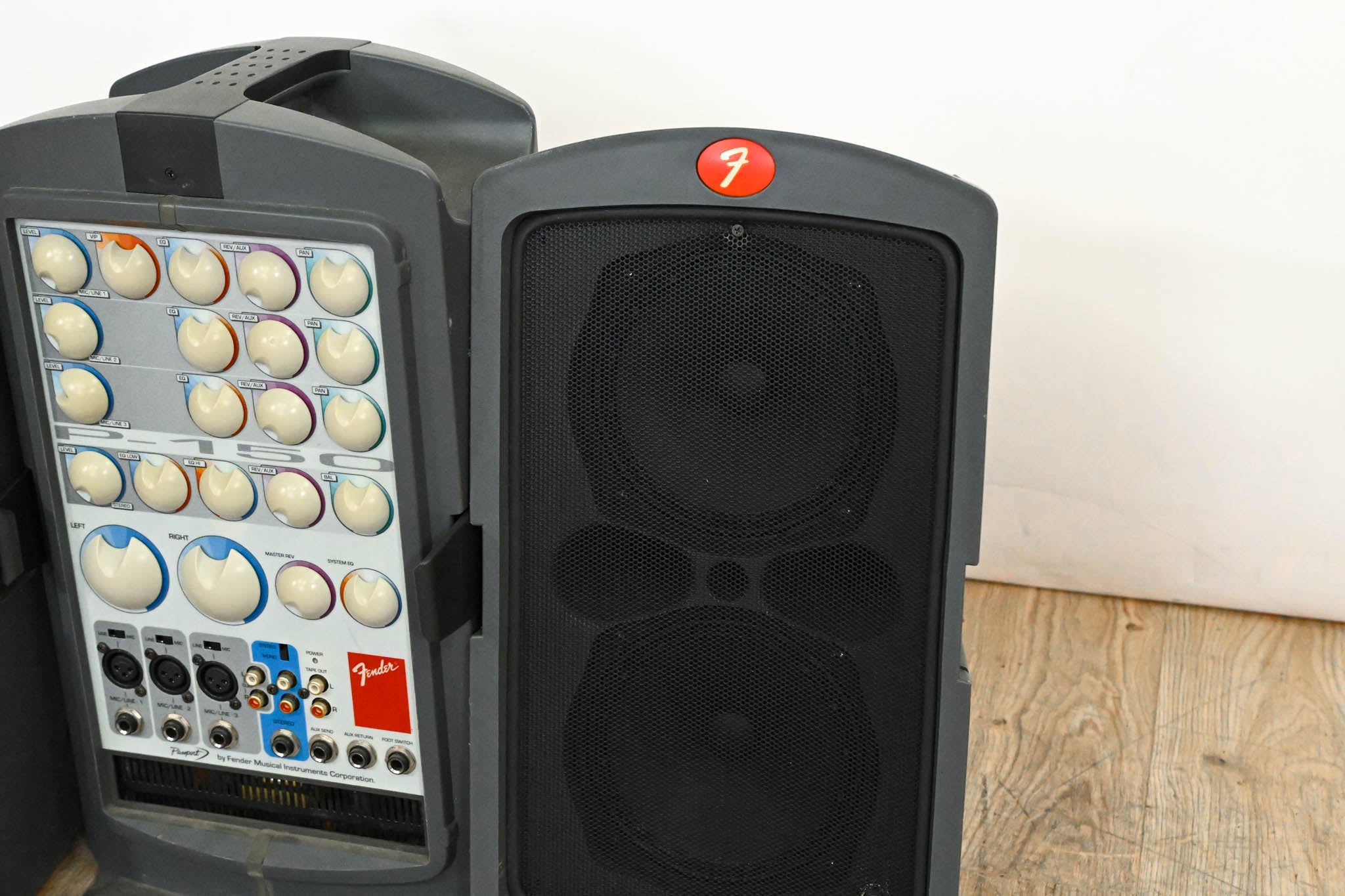 Fender Passport P-150 Portable PA System CG01P1R