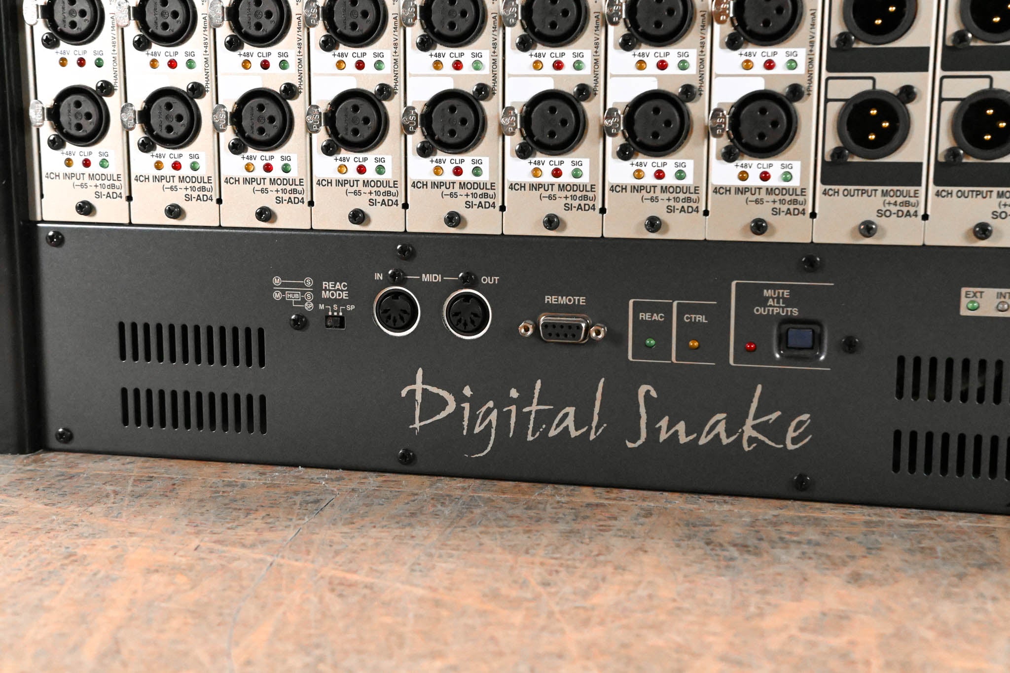 Roland S-4000S-3208 Digital Snake 32x8 Modular Stage Unit