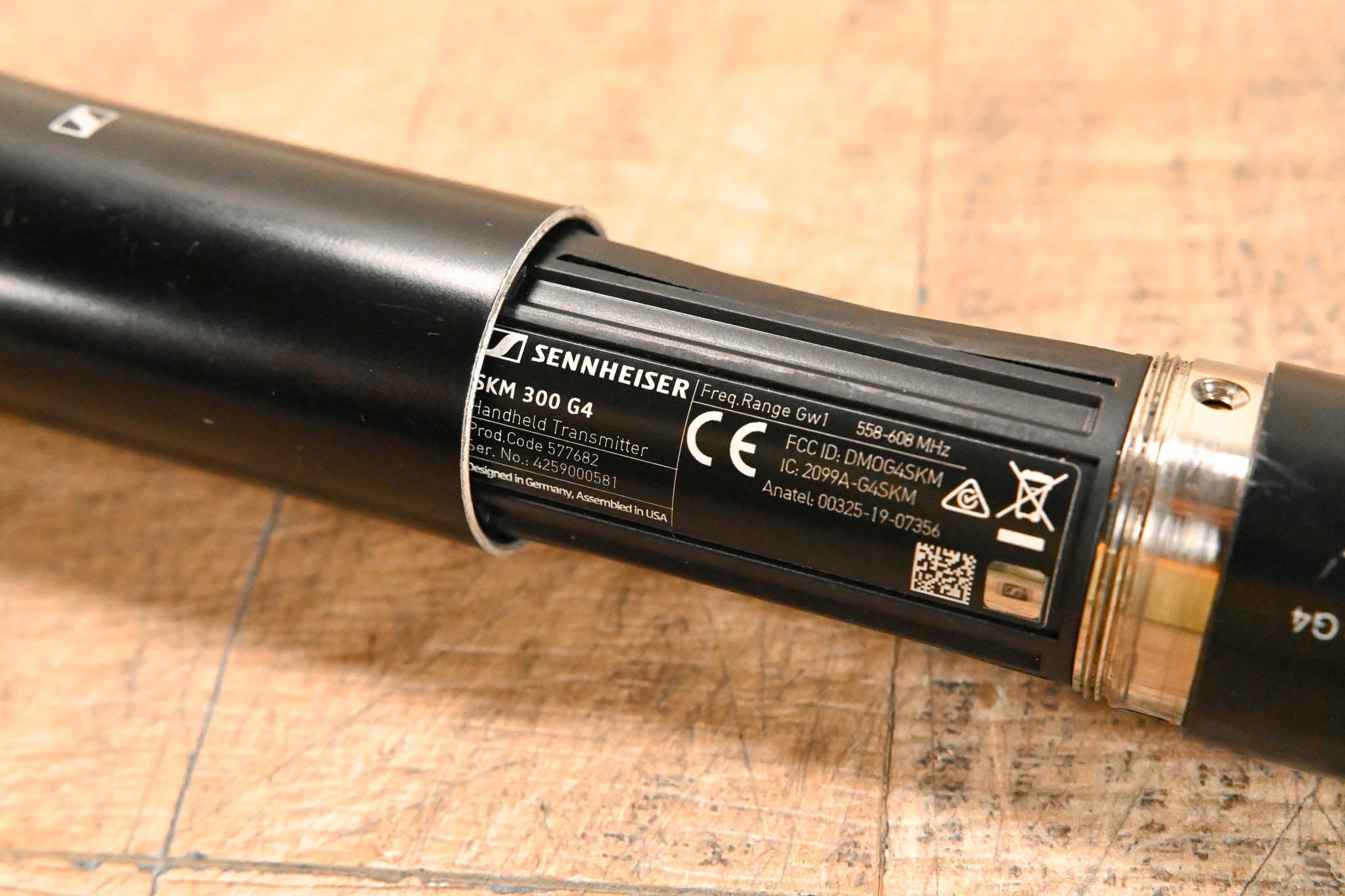 Sennheiser SKM 300 G4 Wireless Handheld Transmitter - Gw1: 558-608 MHz
