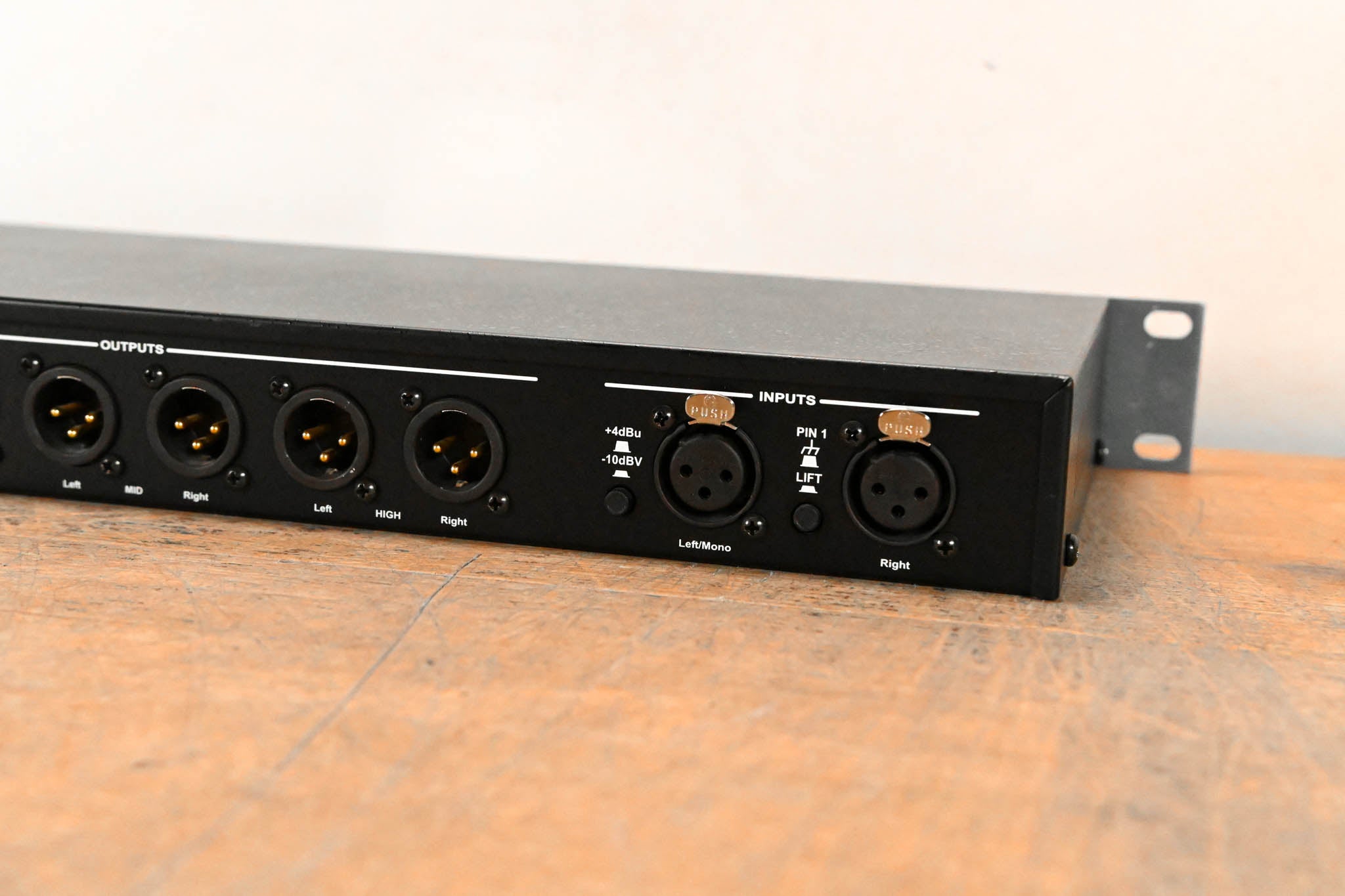 dbx DriveRack PA Complete Equalization and Loudspeaker Control System