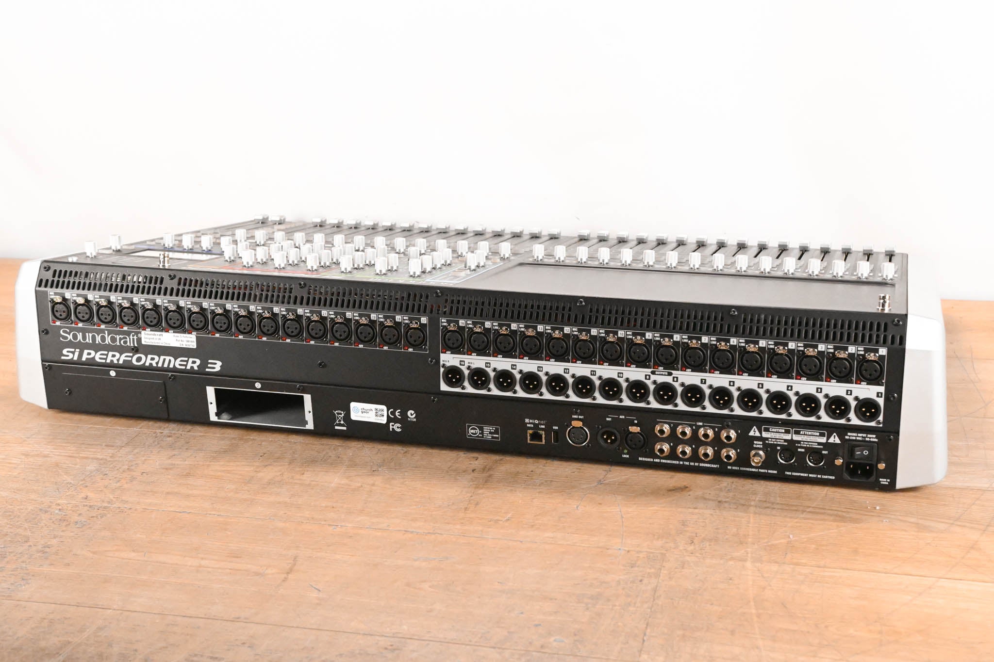 Soundcraft Si Performer 3 Digital Audio Mixer with DMX Control