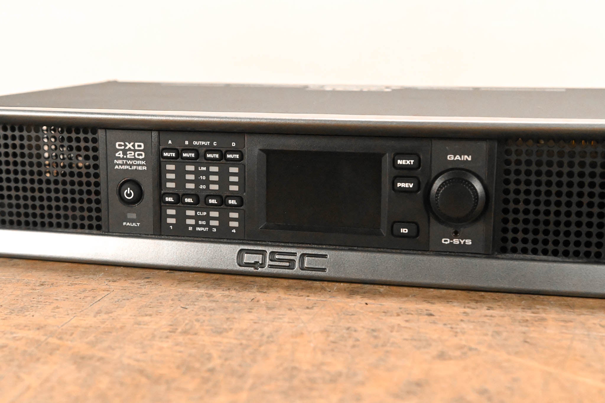 QSC CXD4.2Q 4-Channel, 2000W Network Amplifier