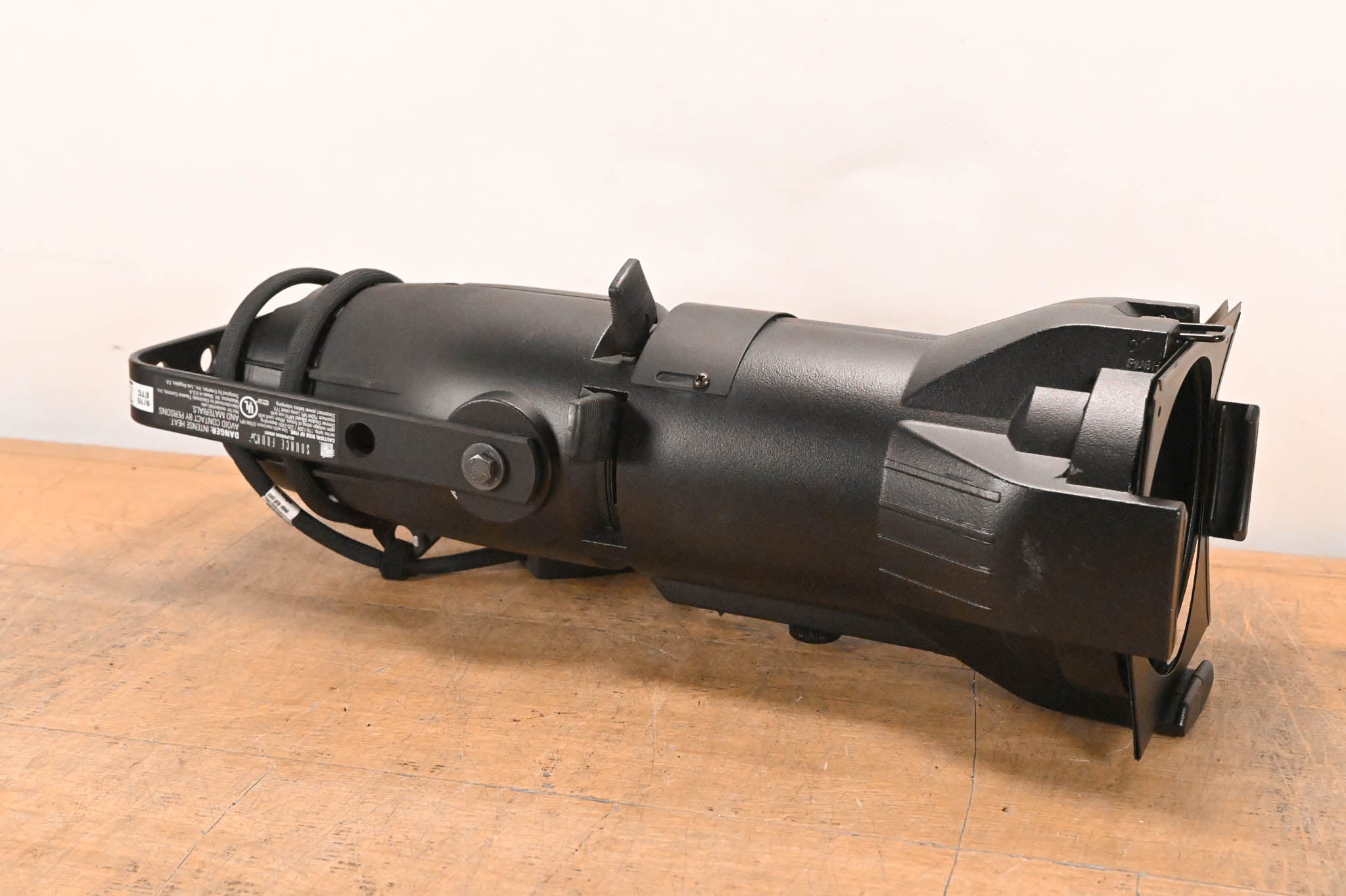 ETC Source Four Jr 25-50 Degree Zoom 575 Ellipsoidal Light