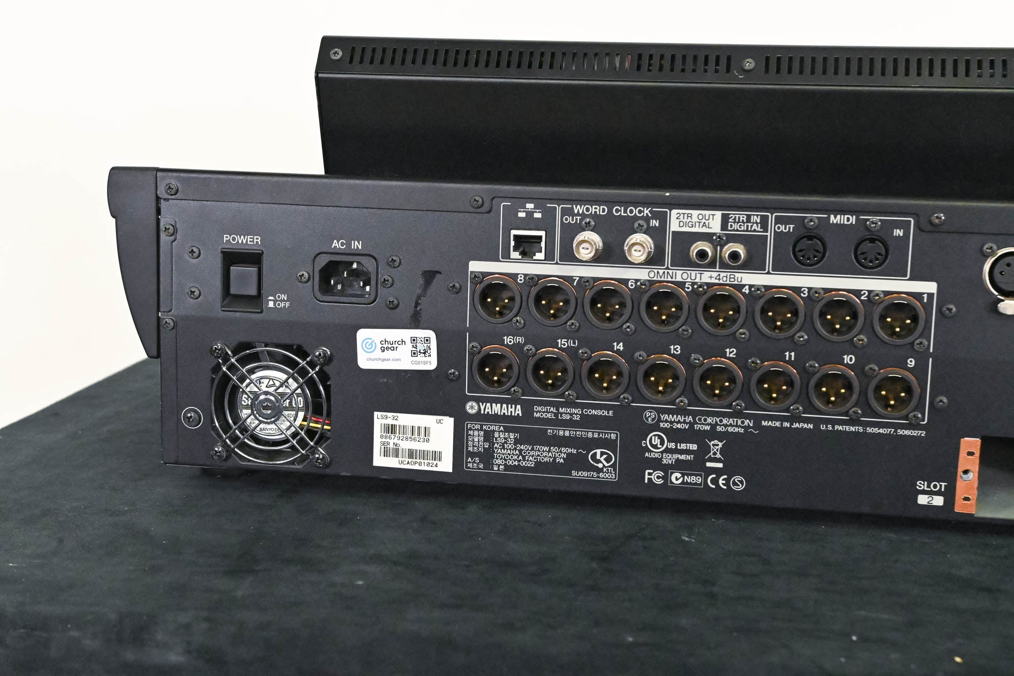 Yamaha LS9-32 32-Input Digital Mixing Console