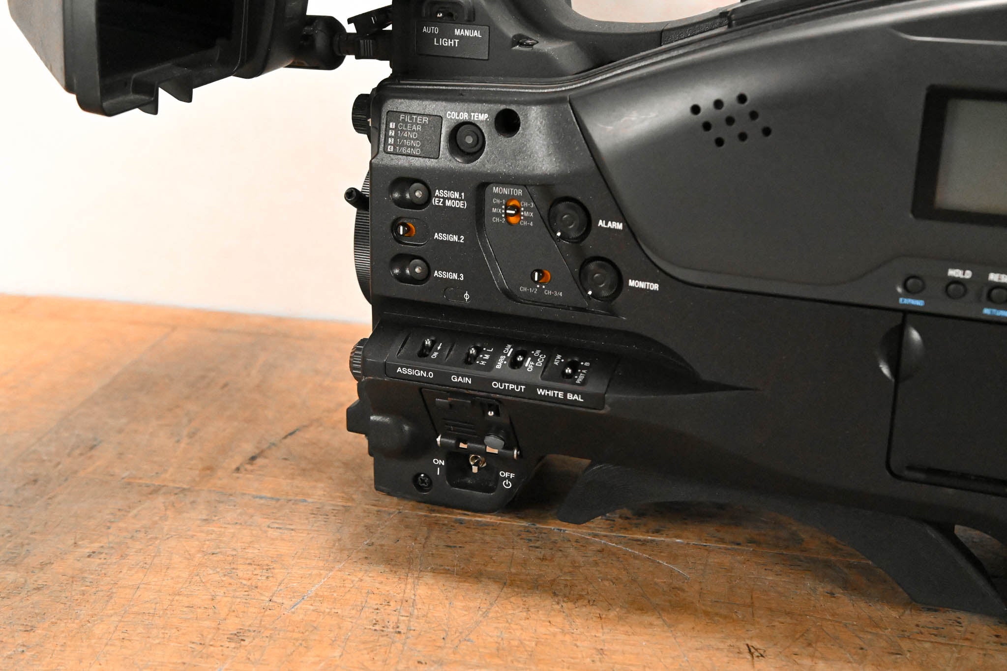 Sony PMW-350 XDCAM EX Camcorder with CBK-VF01 Viewfinder