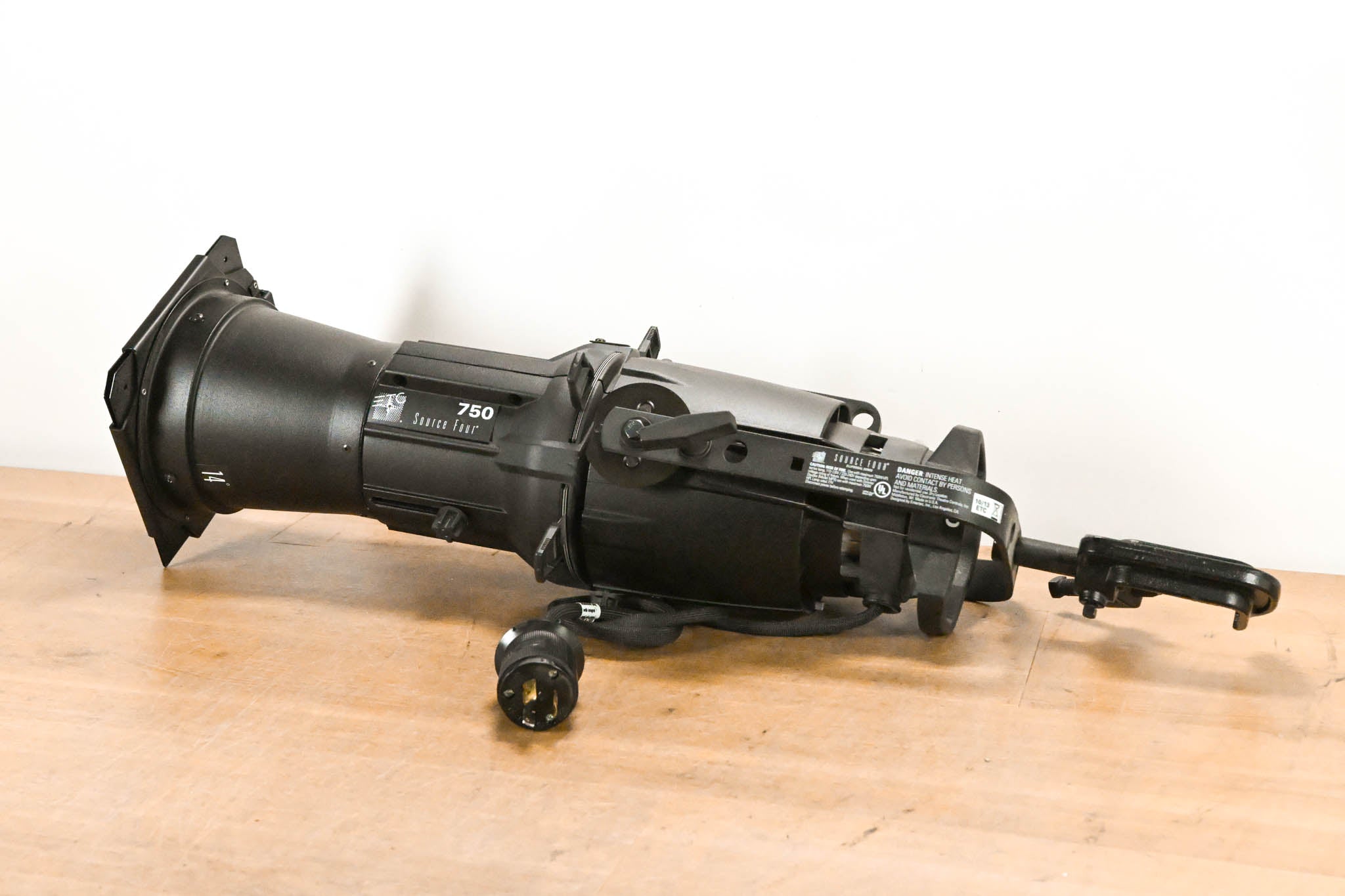 ETC Source Four 750 14 Degree Ellipsoidal Light