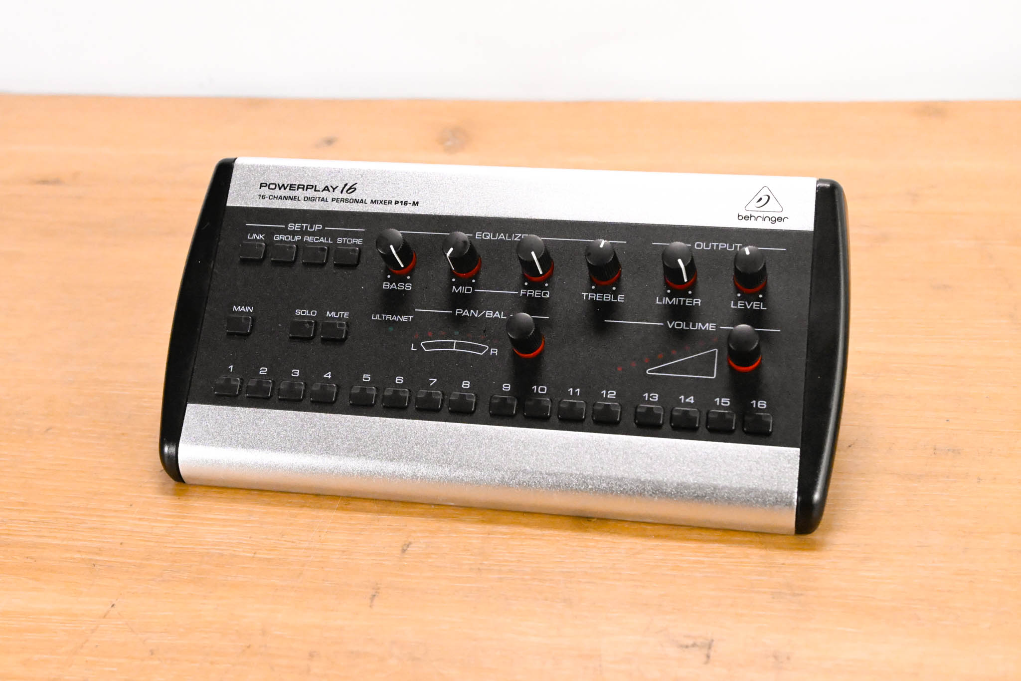 Behringer Powerplay P16-M 16-Channel Digital Personal Mixer