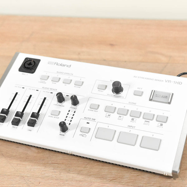 Roland V-1HD Portable 4 x HDMI Input Switcher V-1HD B&H Photo