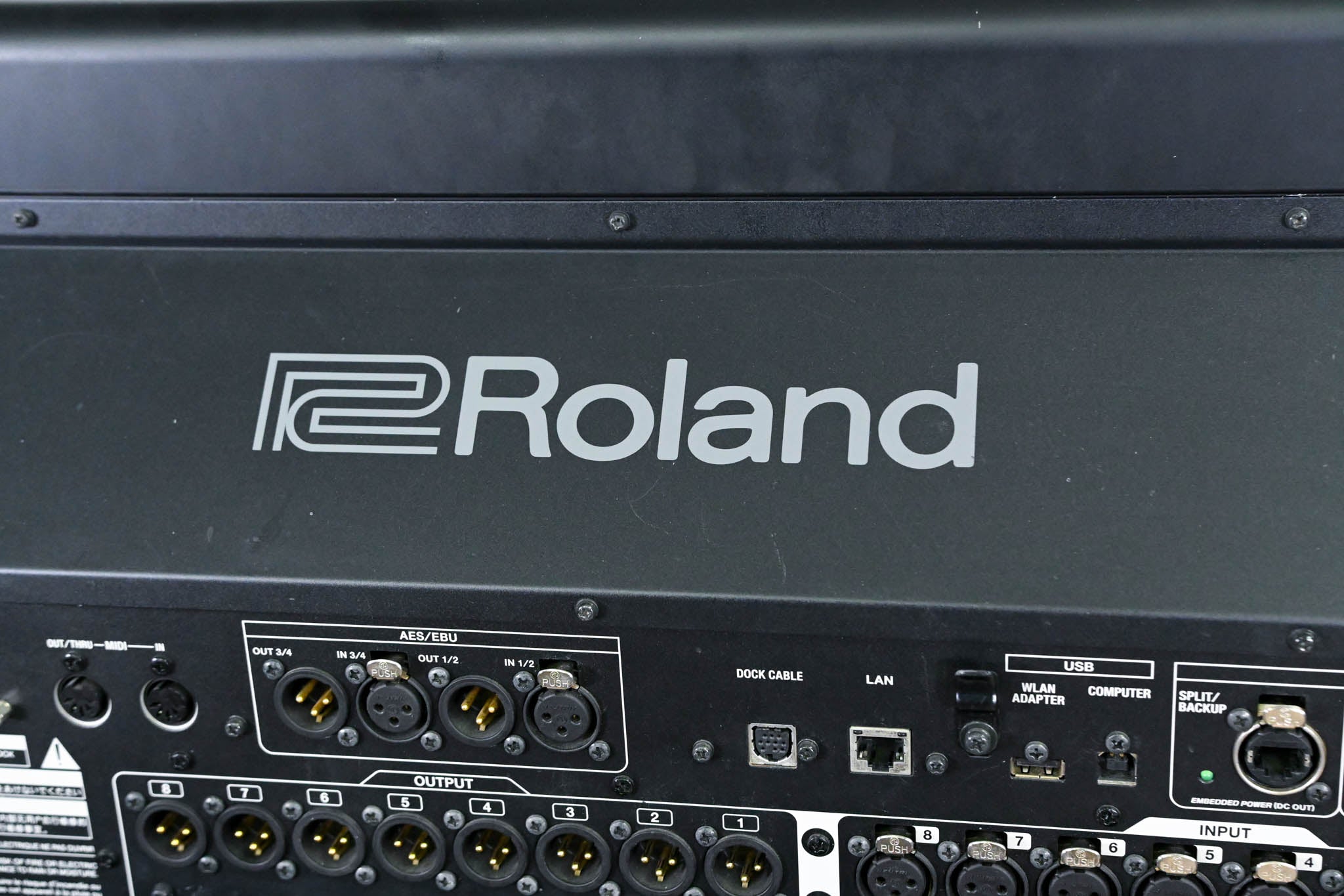 Roland M-5000 Live Mixing Console with Road Case