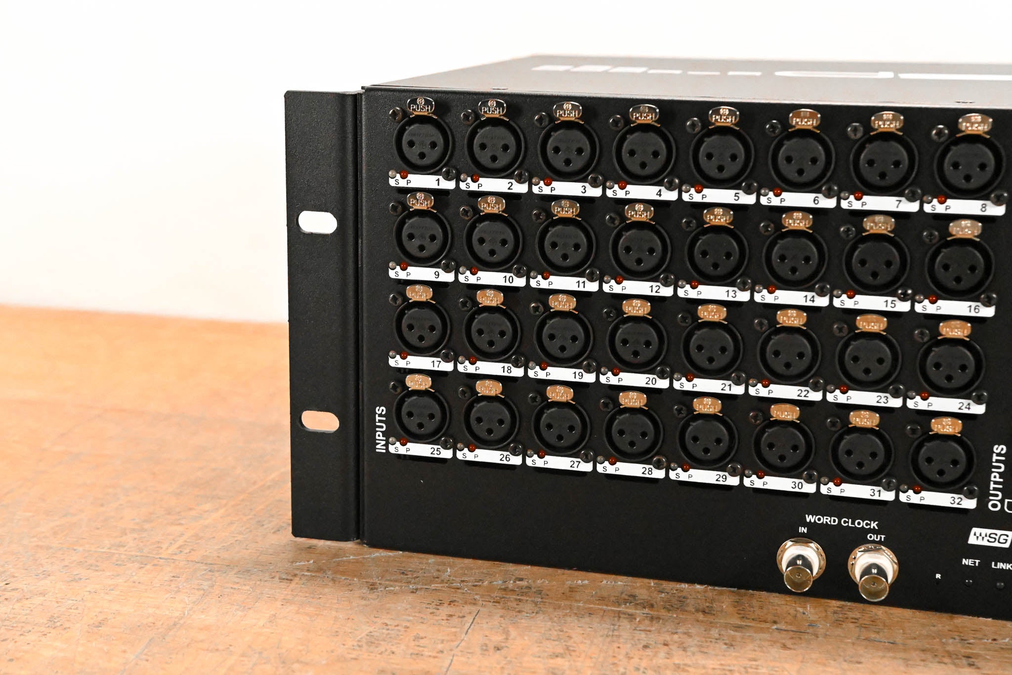 Waves DSPRO StageGrid 4000 32-in / 16-out Digital SoundGrid Stagebox