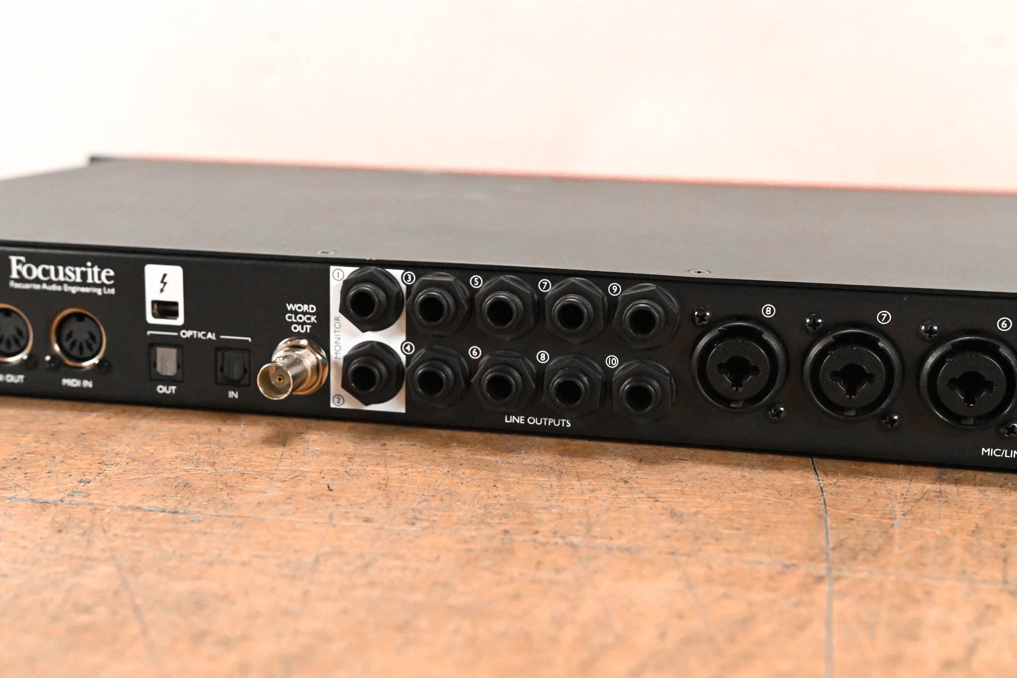 Focusrite Clarett Pre8 18x20 Thunderbolt Audio Interface