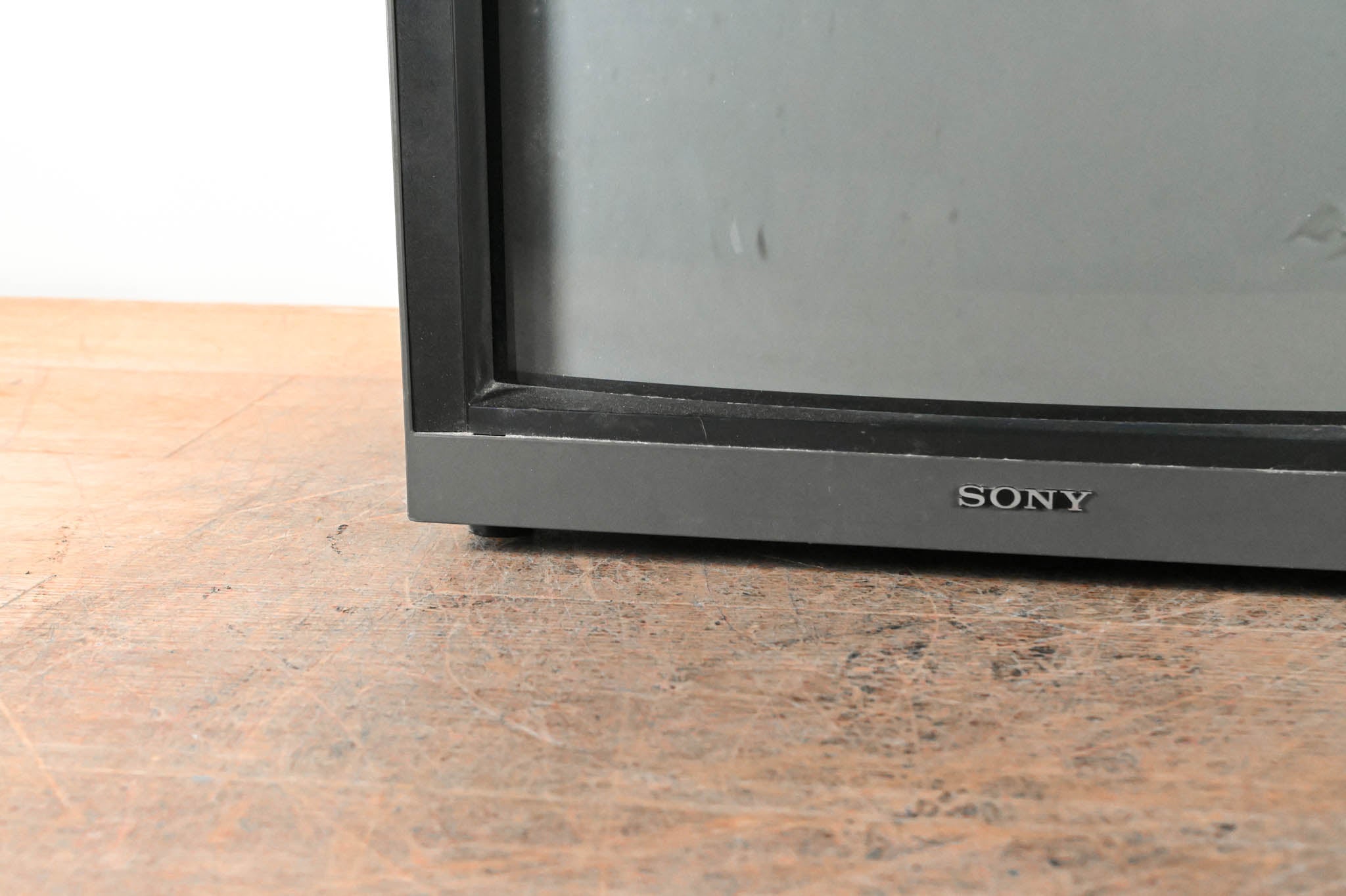 Sony PVM-20L5 CRT Trinitron Color Video Monitor