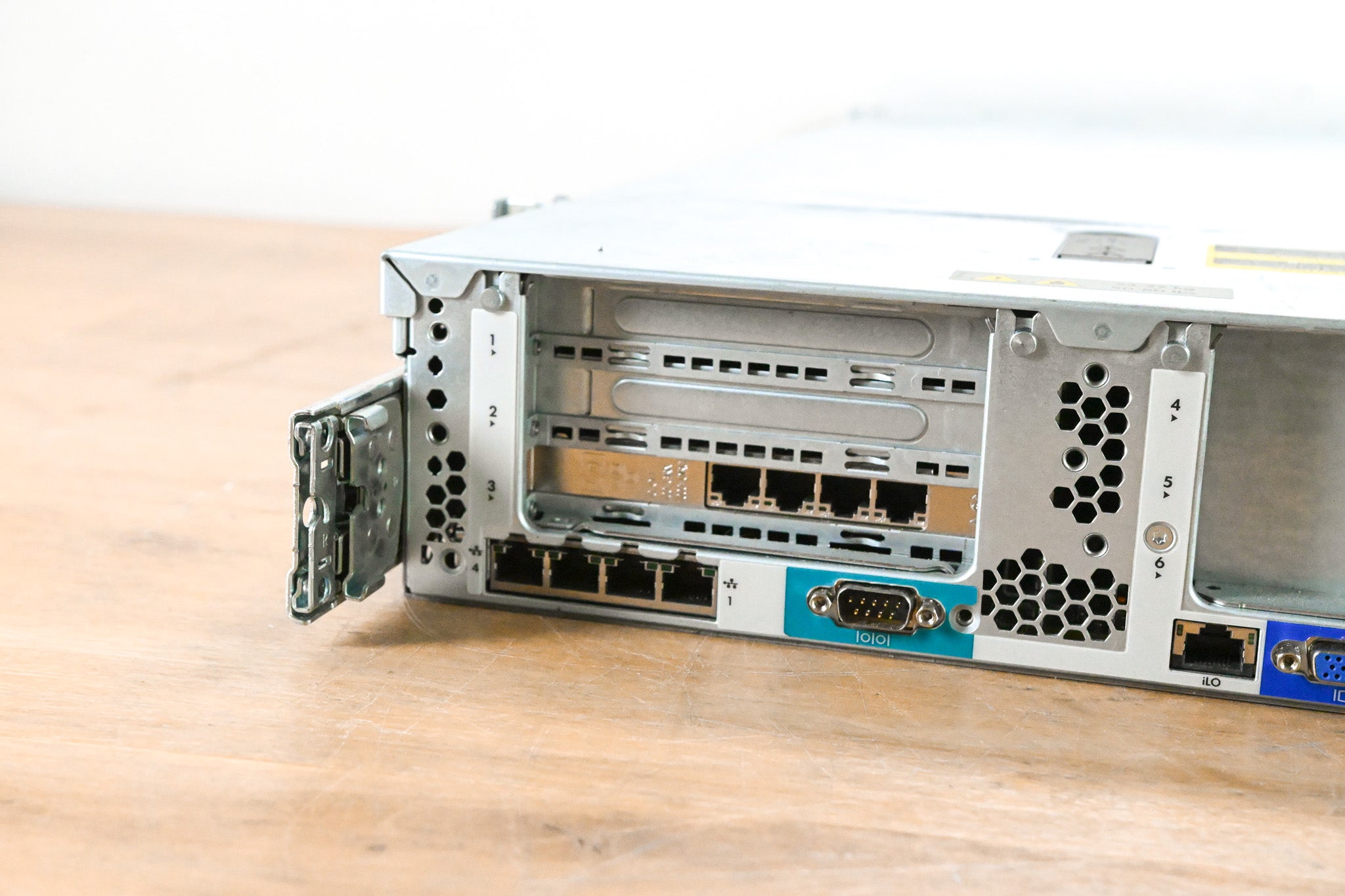 HP ProLiant DL380p Gen8 Rack Server