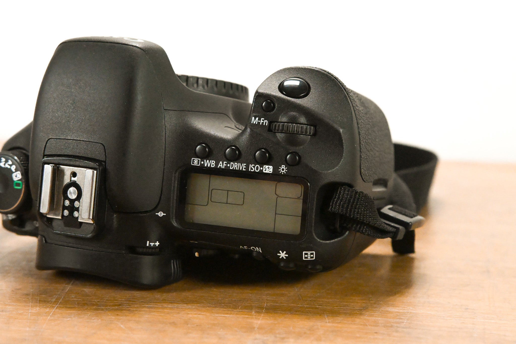 Canon EOS 7D DSLR Camera Body CG010V0
