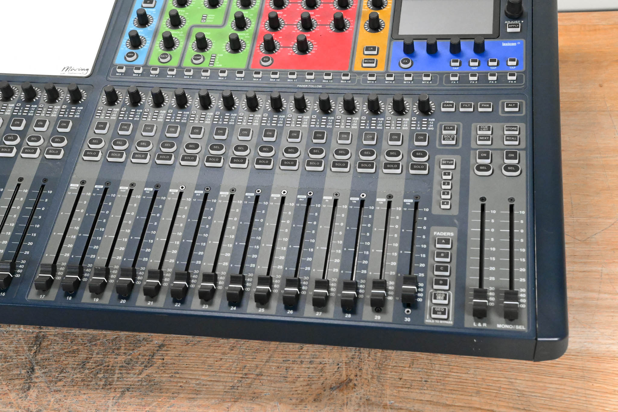 Soundcraft Si Expression 3 32-Channel Digital Mixer with CAT5 MADI Card