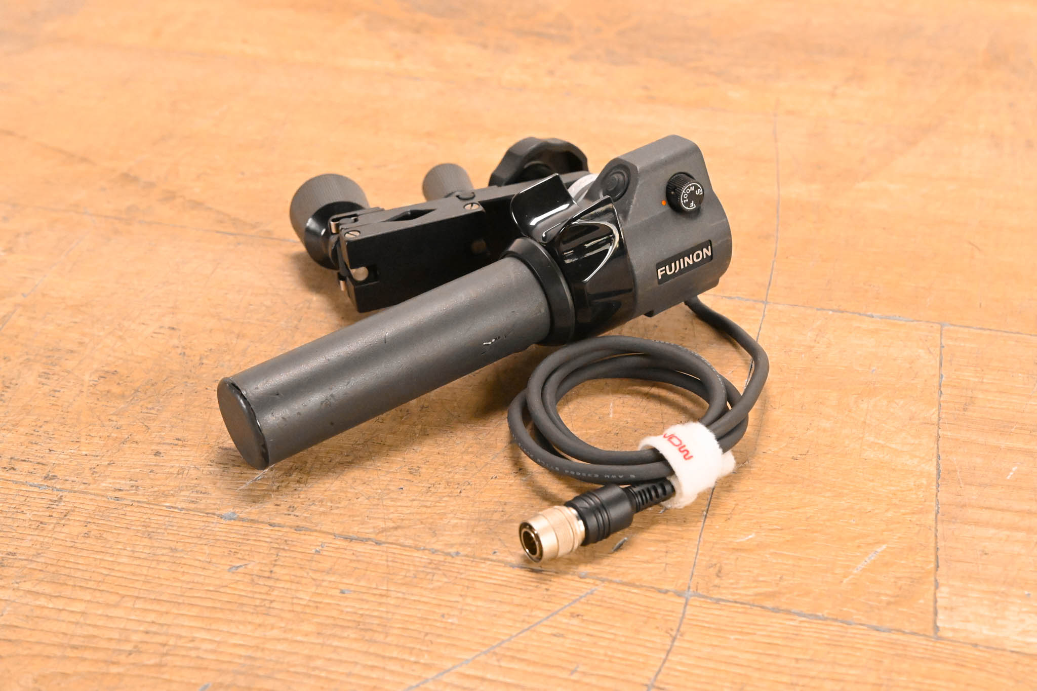 Fujinon ERD-20A-A02 Zoom Demand with MCA-7 Mounting Clamp