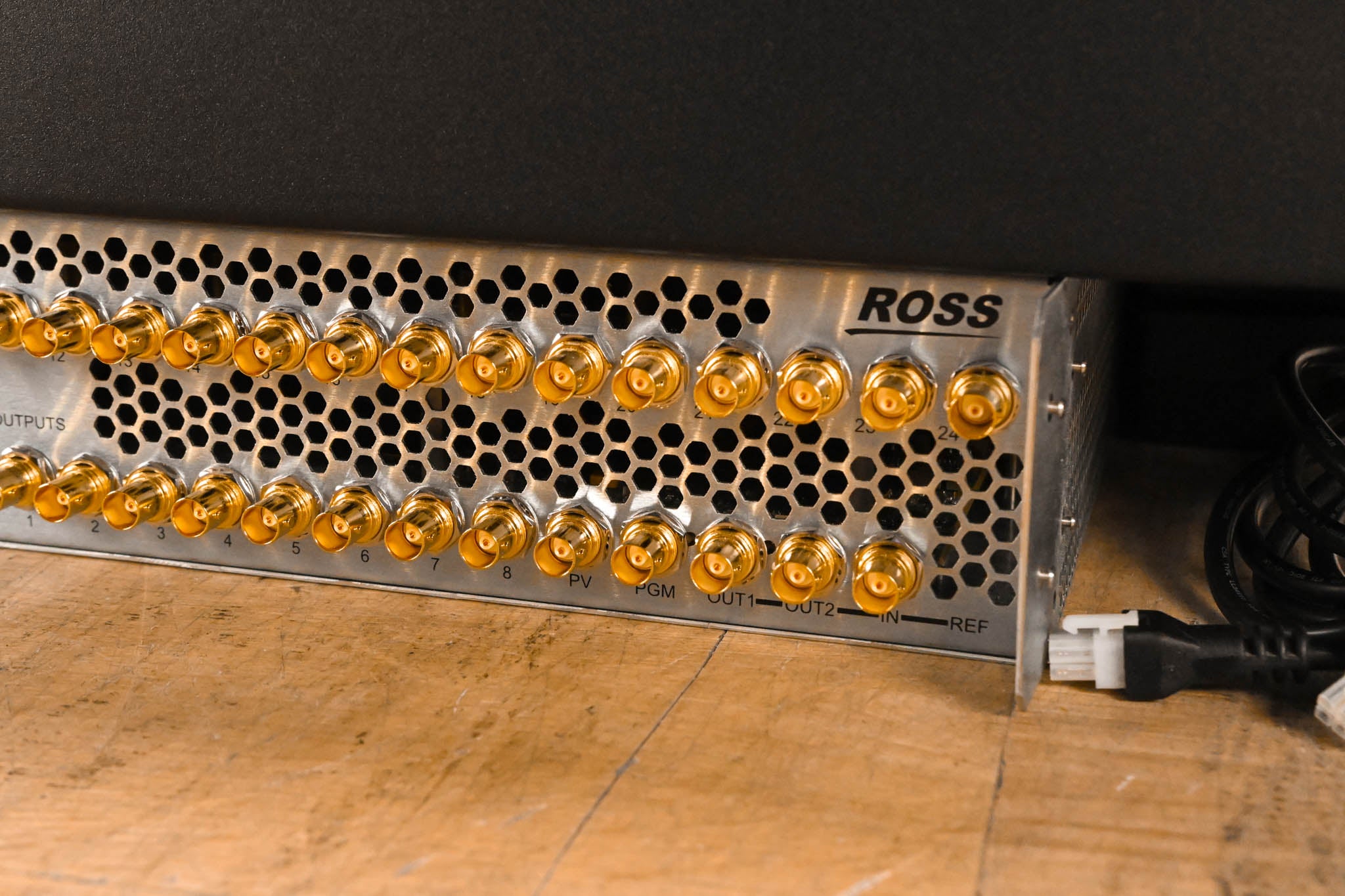 Ross Carbonite+ Frame 1 M/E Video Switcher with Carbonite 2M Panel