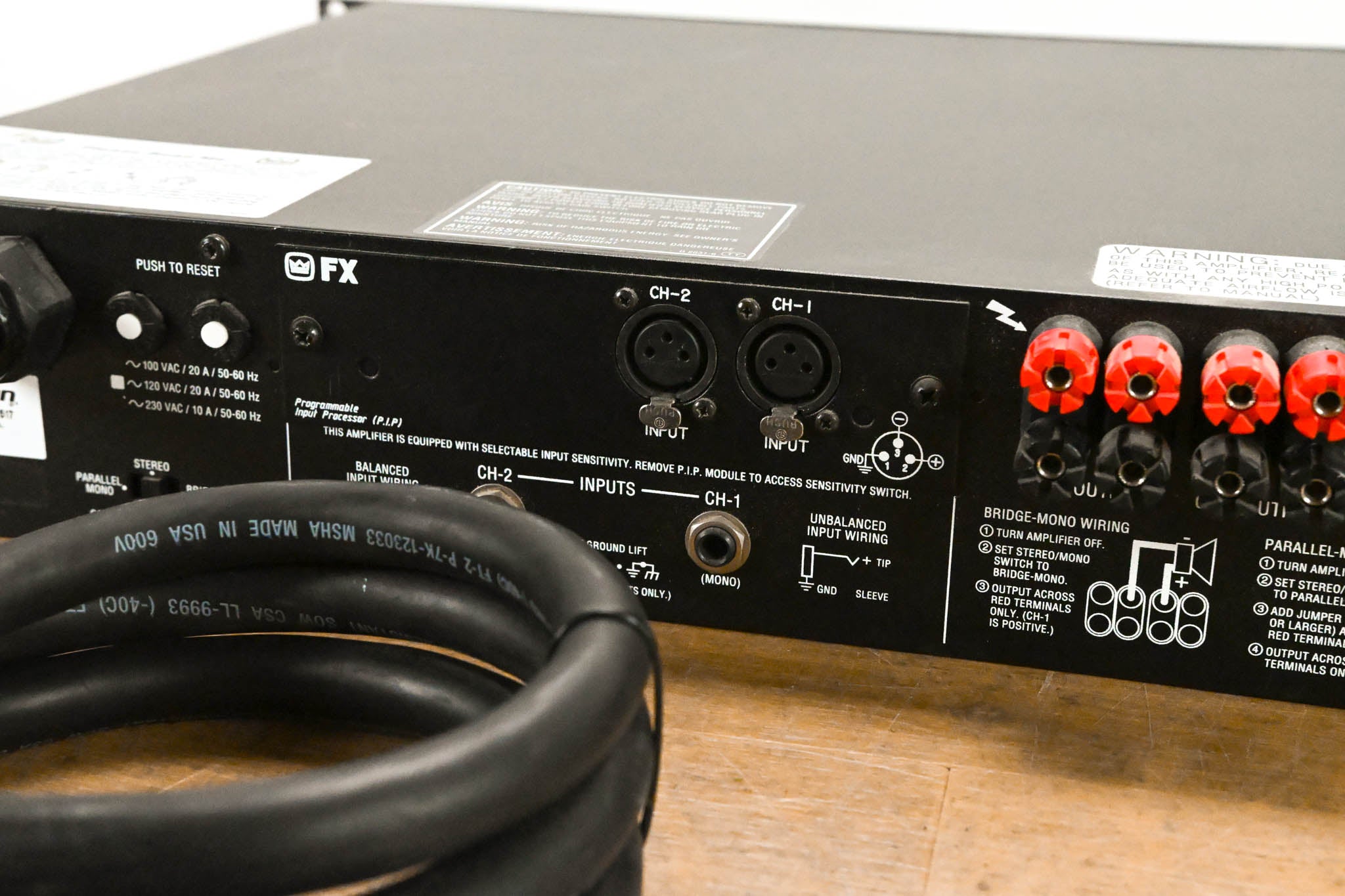 Crown Macro-Tech 3600VZ 2-Channel Power Amplifier
