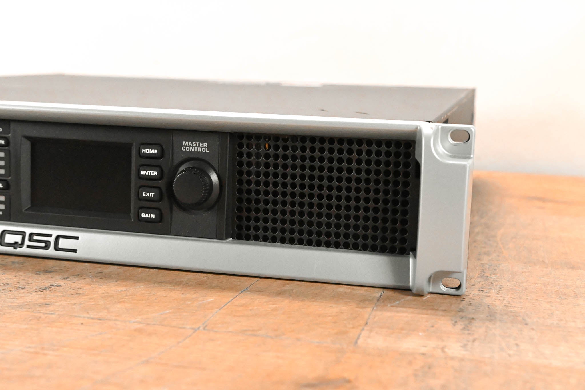 QSC PLD4.5 Four-Channel Power Amplifier with DSP